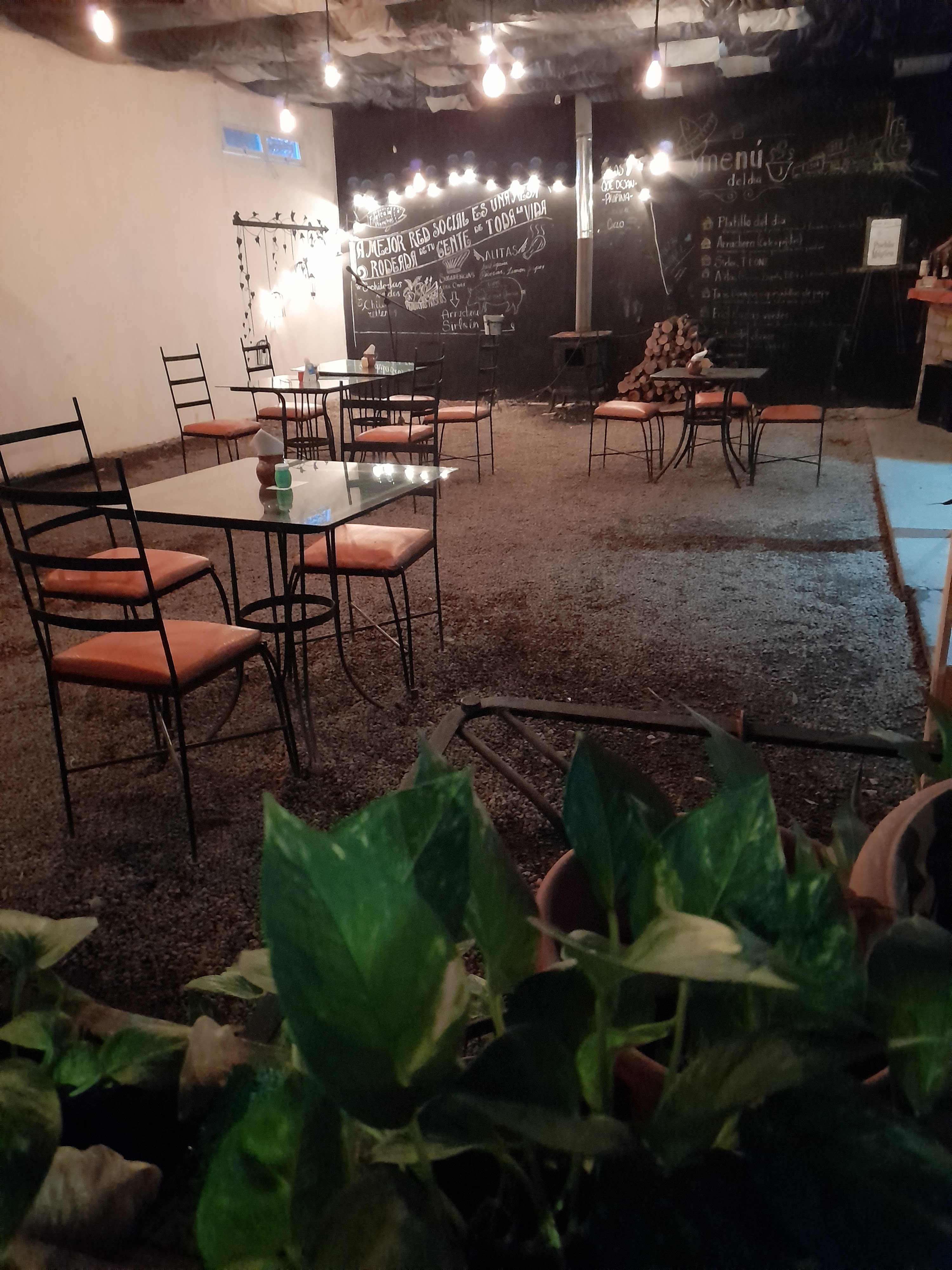 "Cortes y mariscos Maria Bonita" image 4