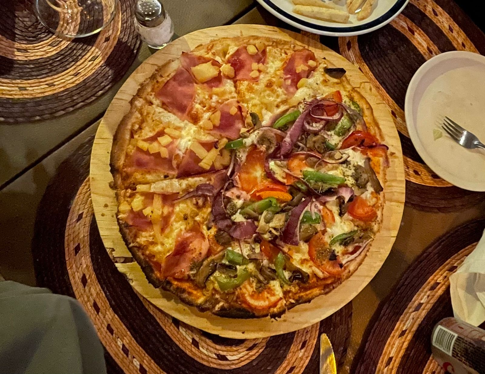 Aladino's​ Restaurante Bar Pizza image 6