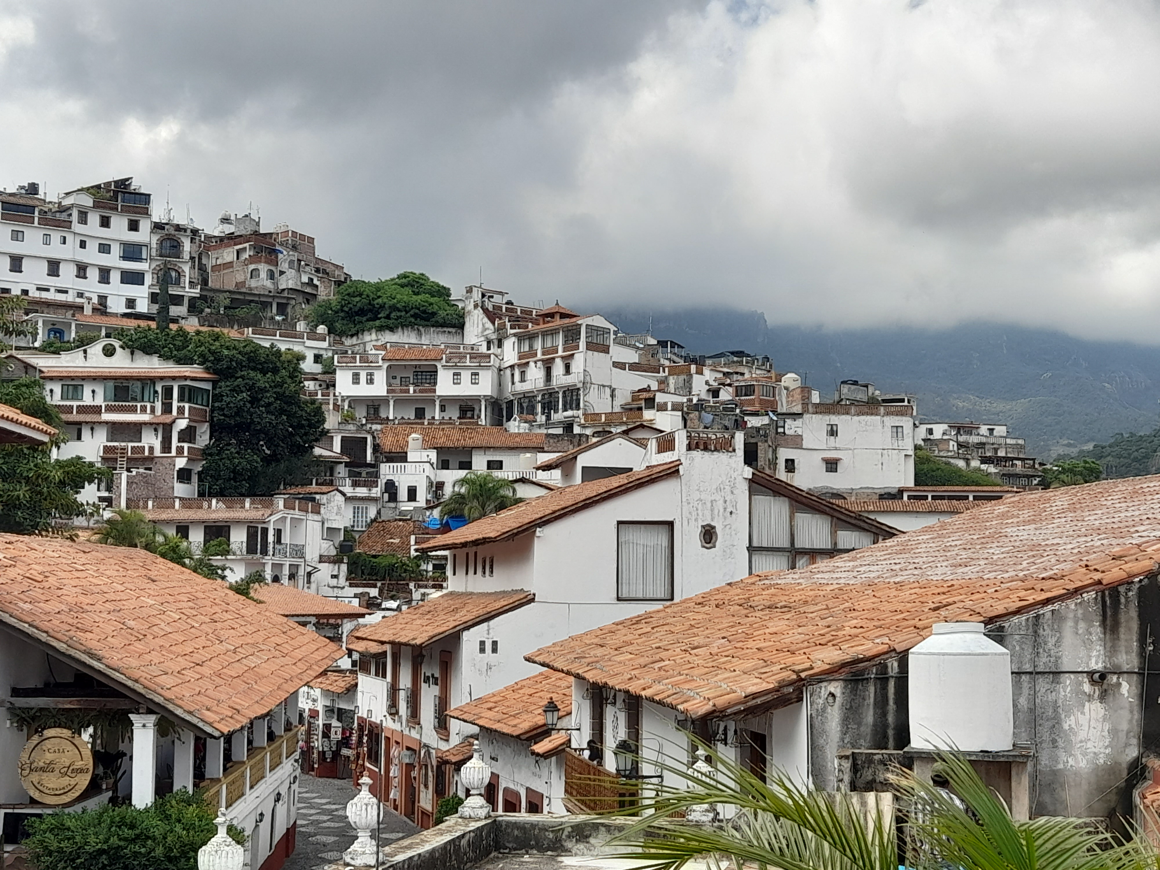 Aladino's​ Restaurante Bar Pizza image 8