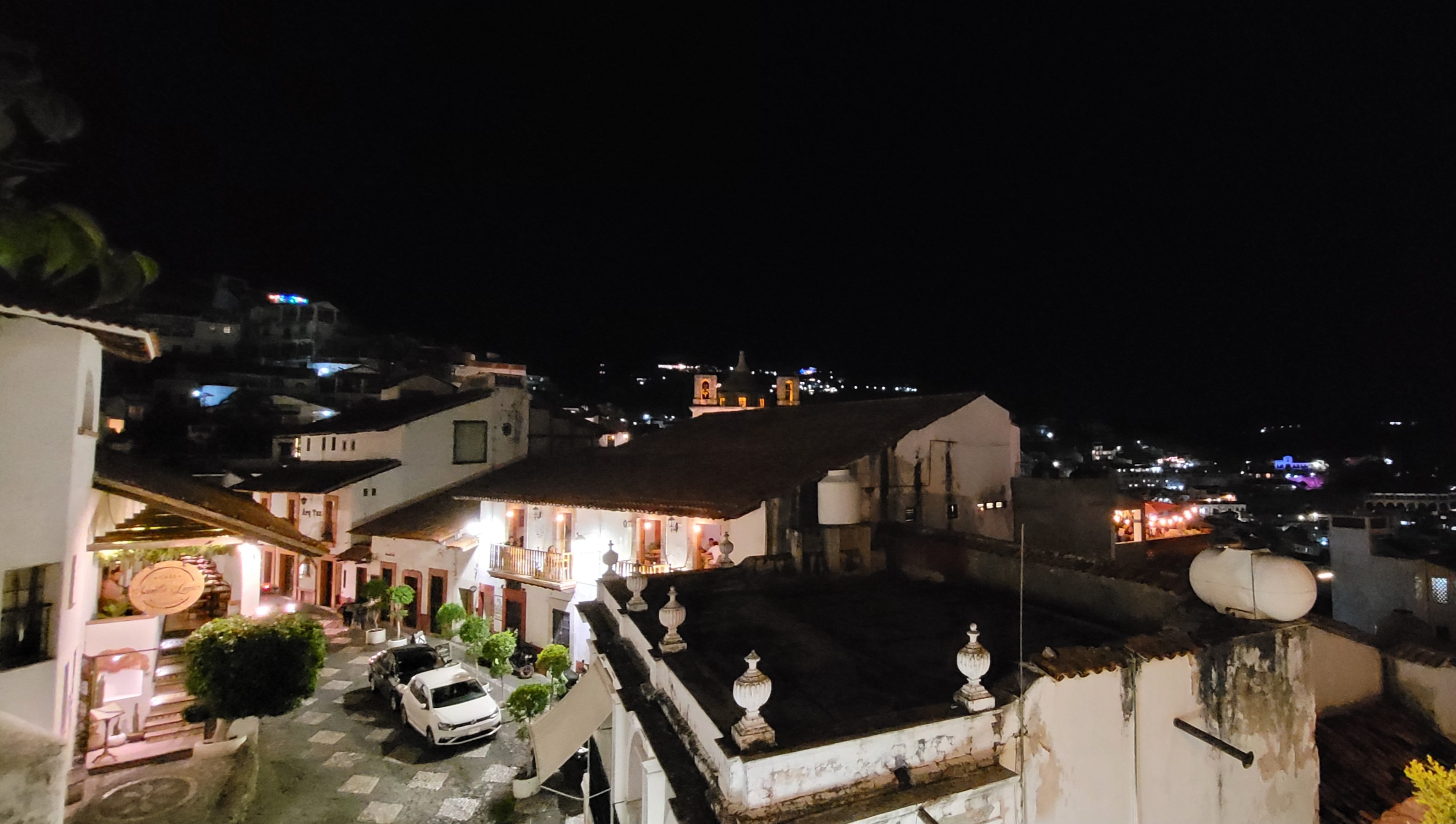 Aladino's​ Restaurante Bar Pizza image 9