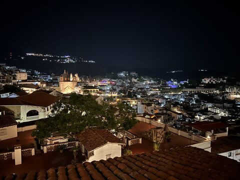 El Atrio image 4