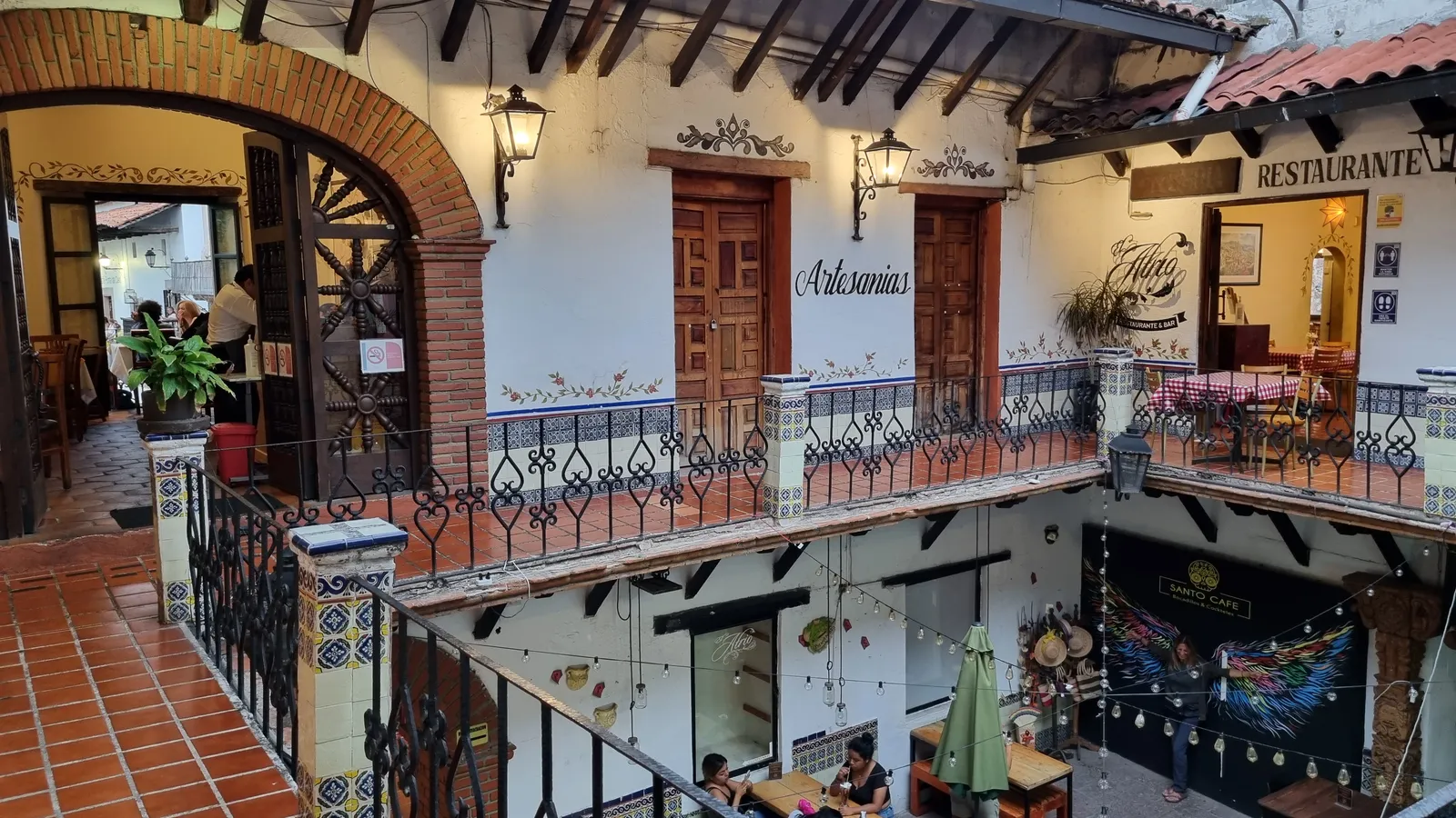 El Atrio image 5