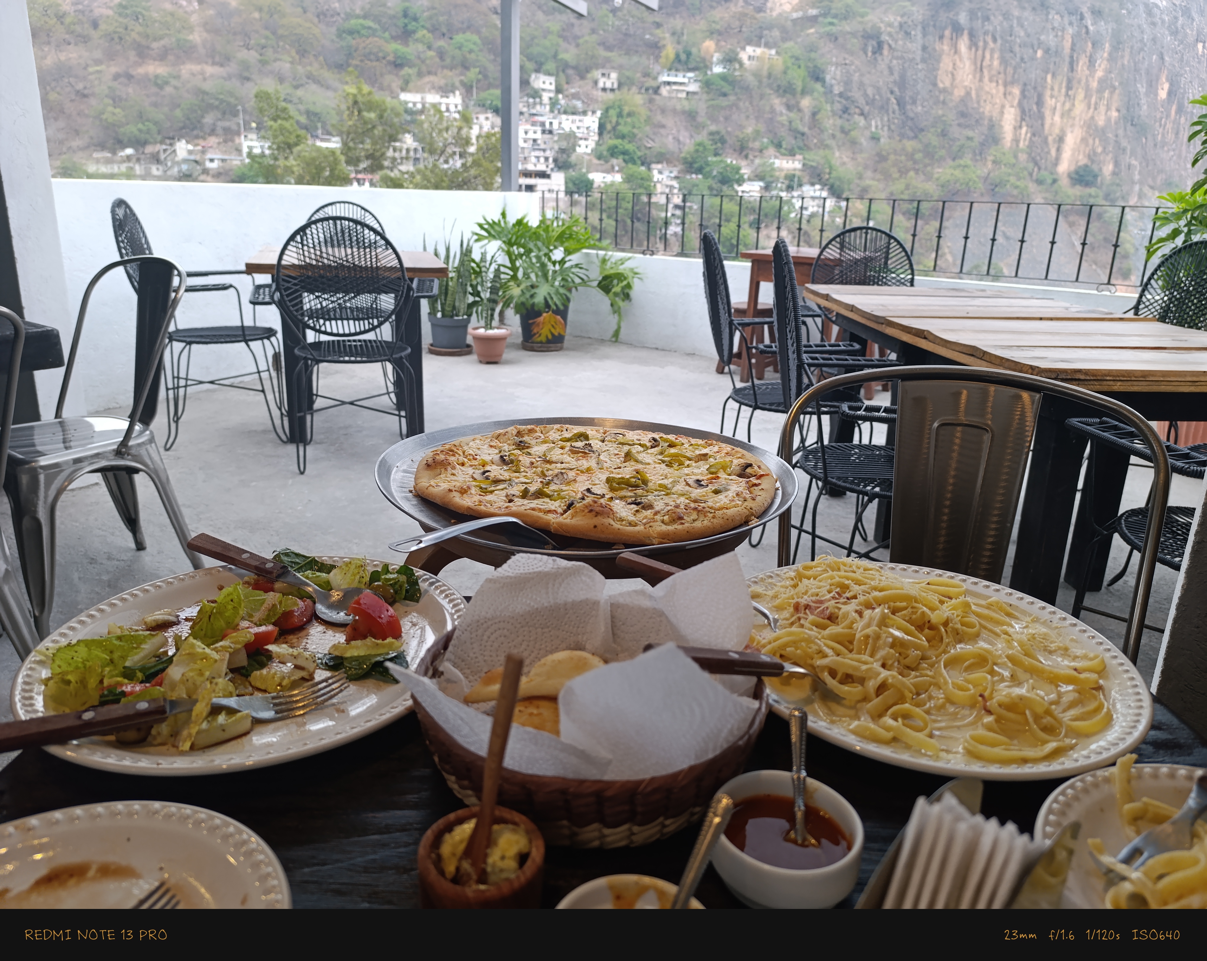 La Pizzería Taxco image 4