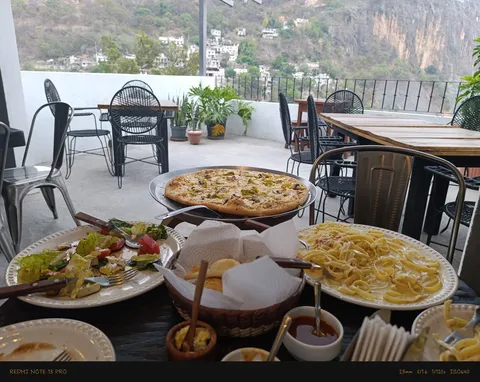 La Pizzería Taxco image 4