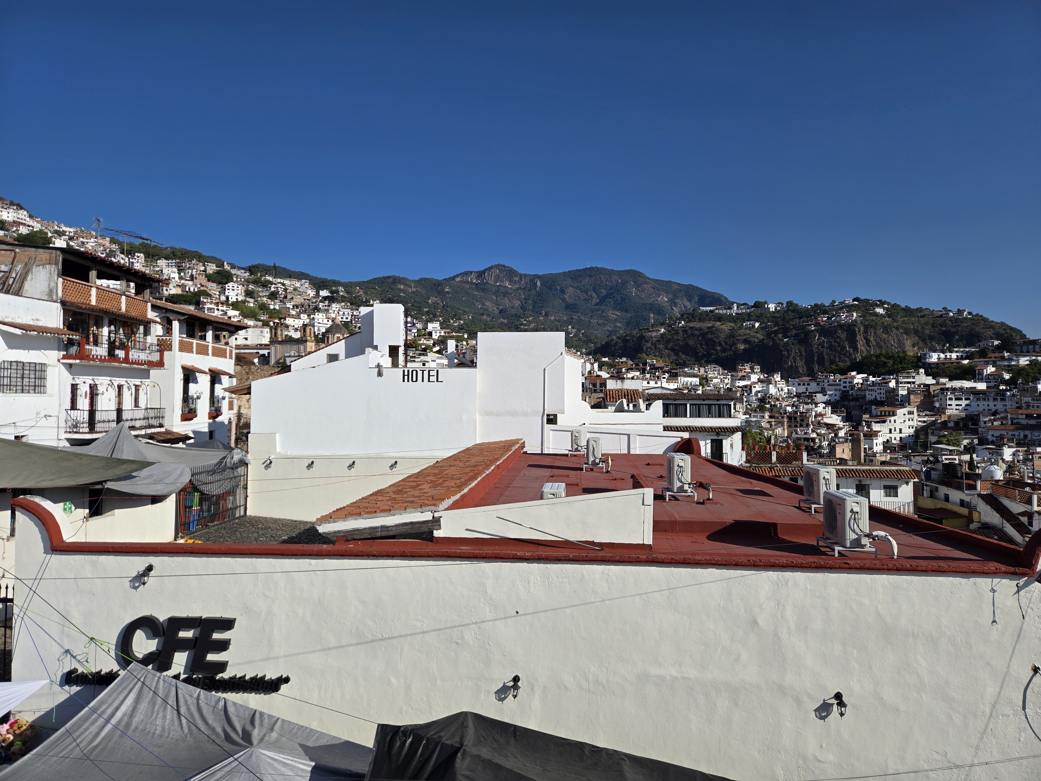 De Totopo y Salsa image 4