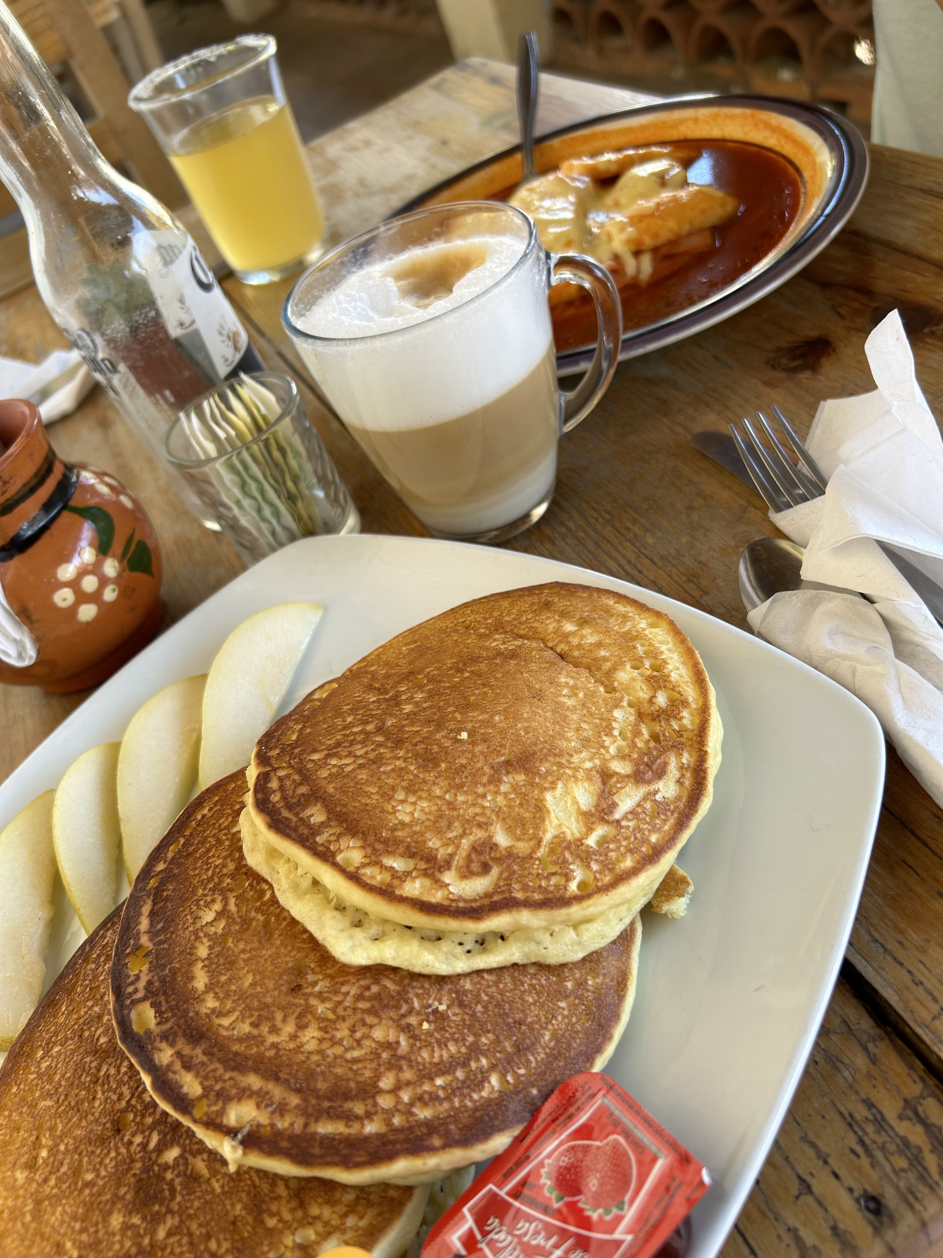 Central Café image 7