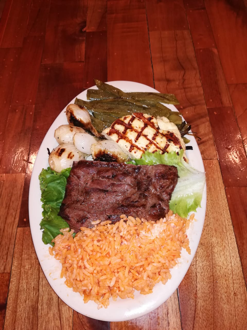 Pollos asados al carbón "Los Mismos" image 2