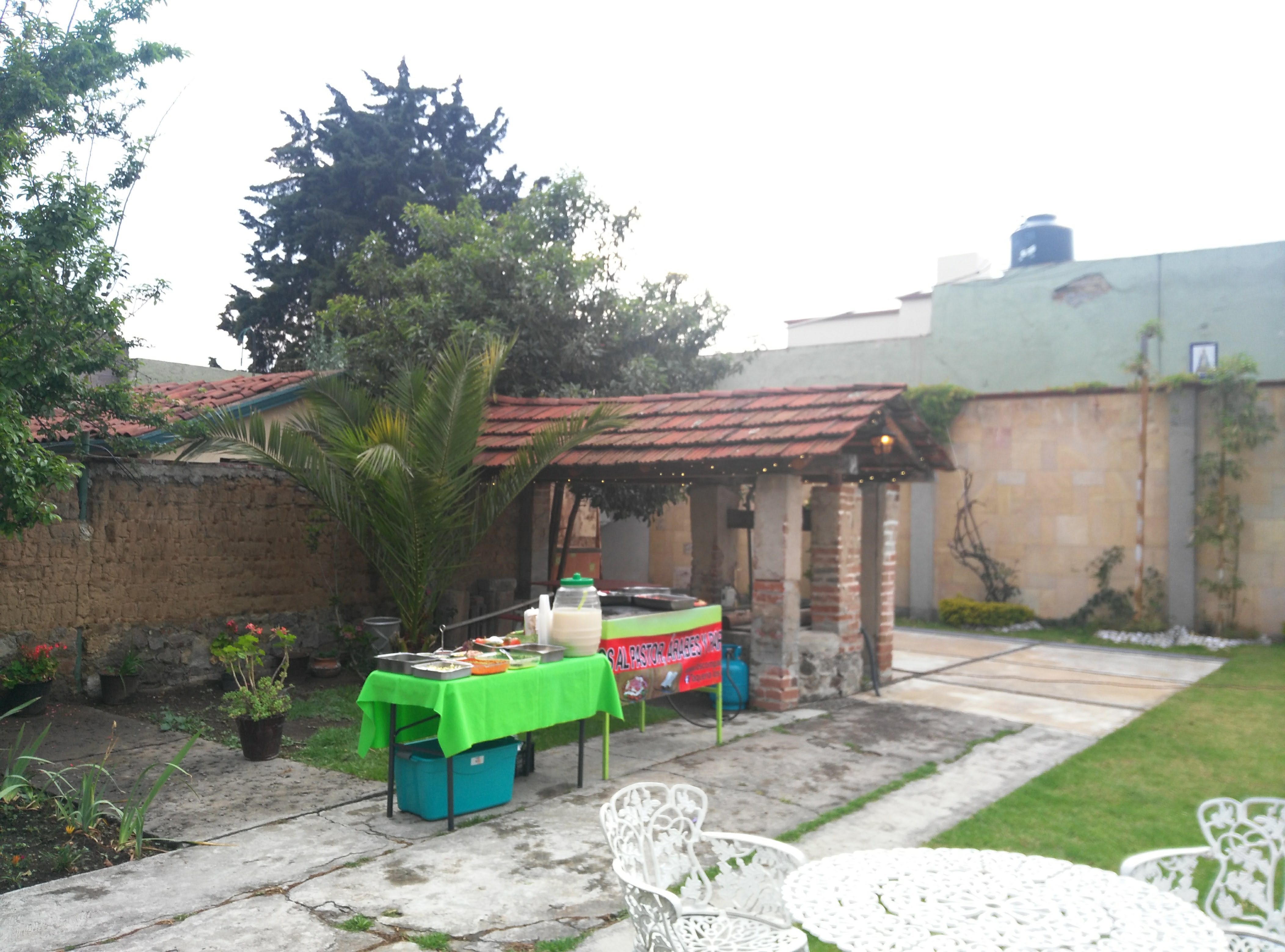 Salón jardín las fuentes image 2