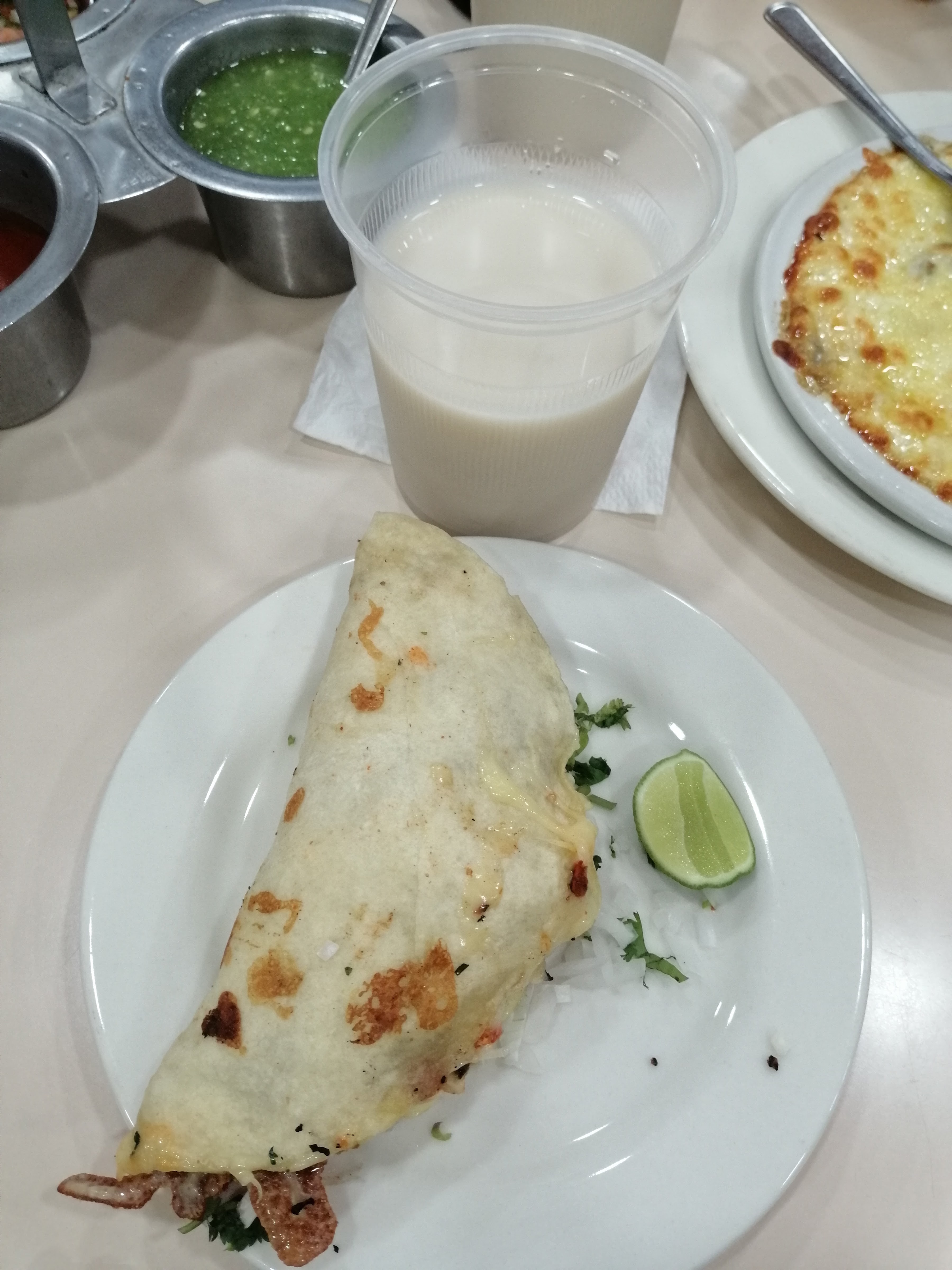 Taqueria La Gran Avenida image 1