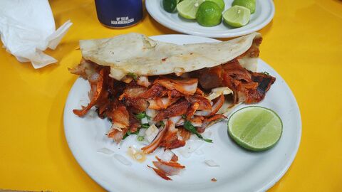 Taquería La Gran Avenida image 1