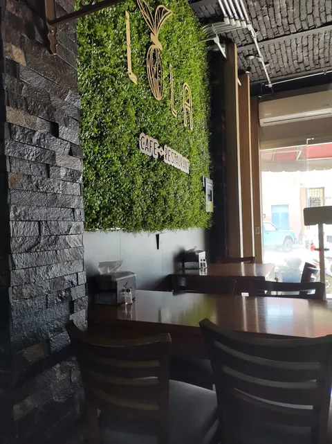 Lola Restaurant Café image 1