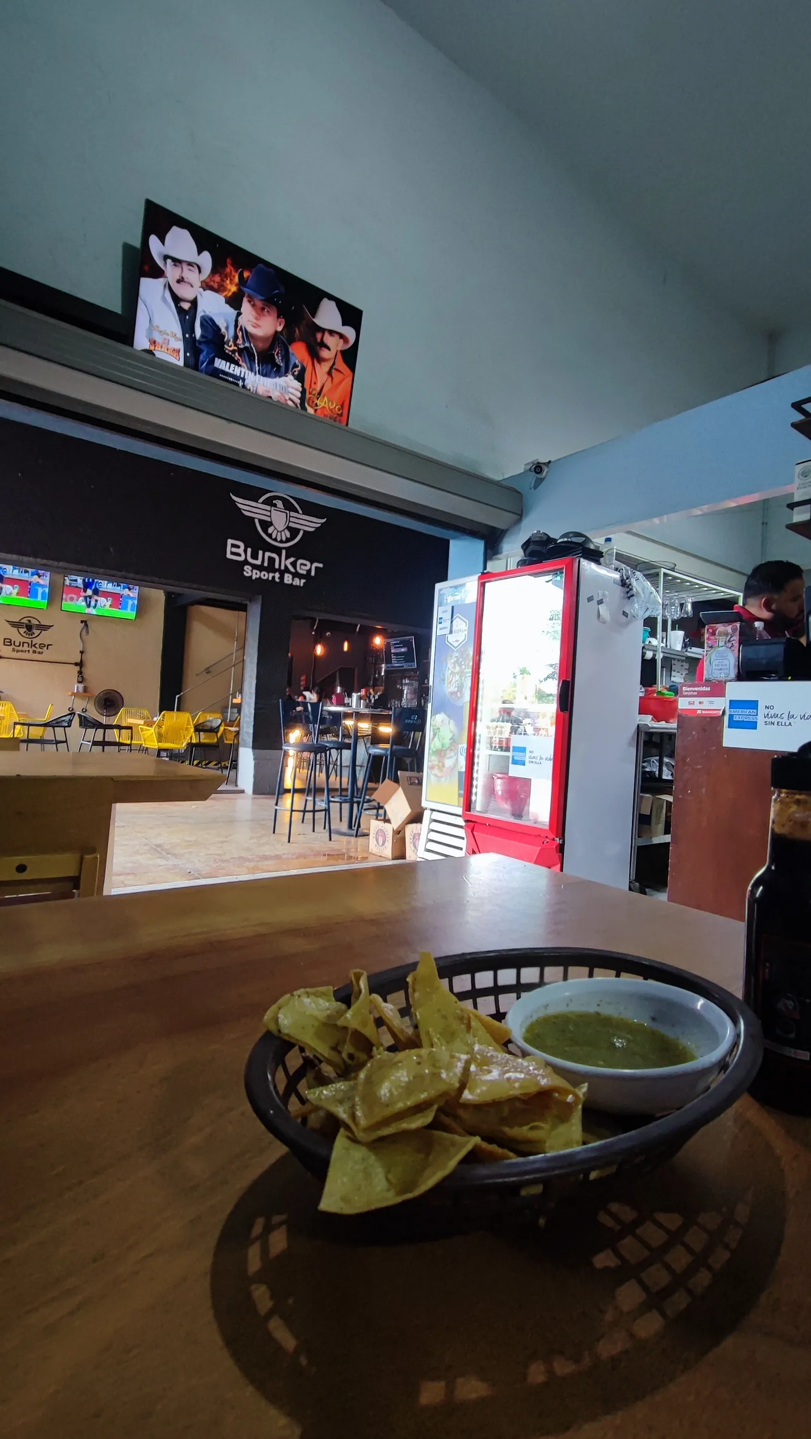 CHIKOPAN SeaFood & Beer image 4