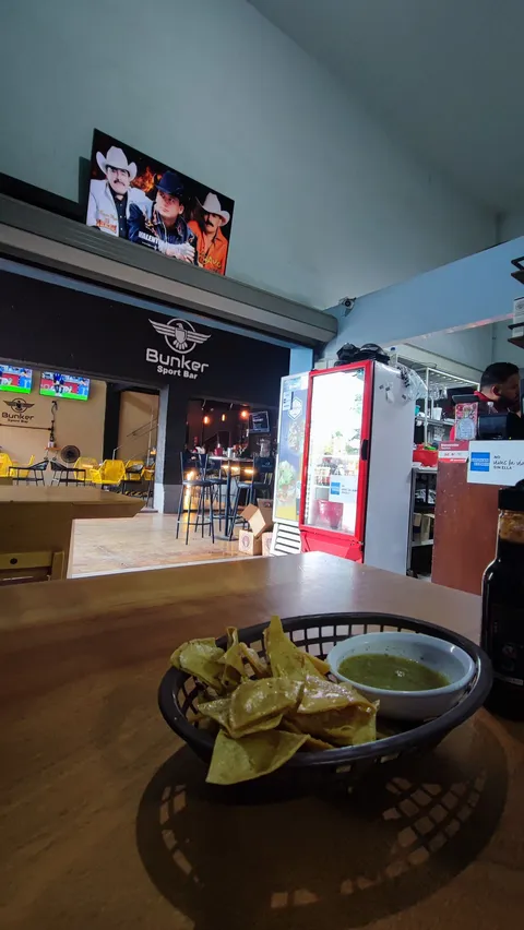CHIKOPAN SeaFood & Beer image 4