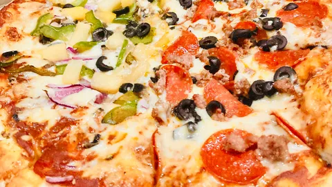 Doheny Pizza image 1