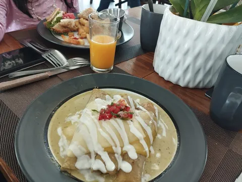 El Ventanal restaurant image 7