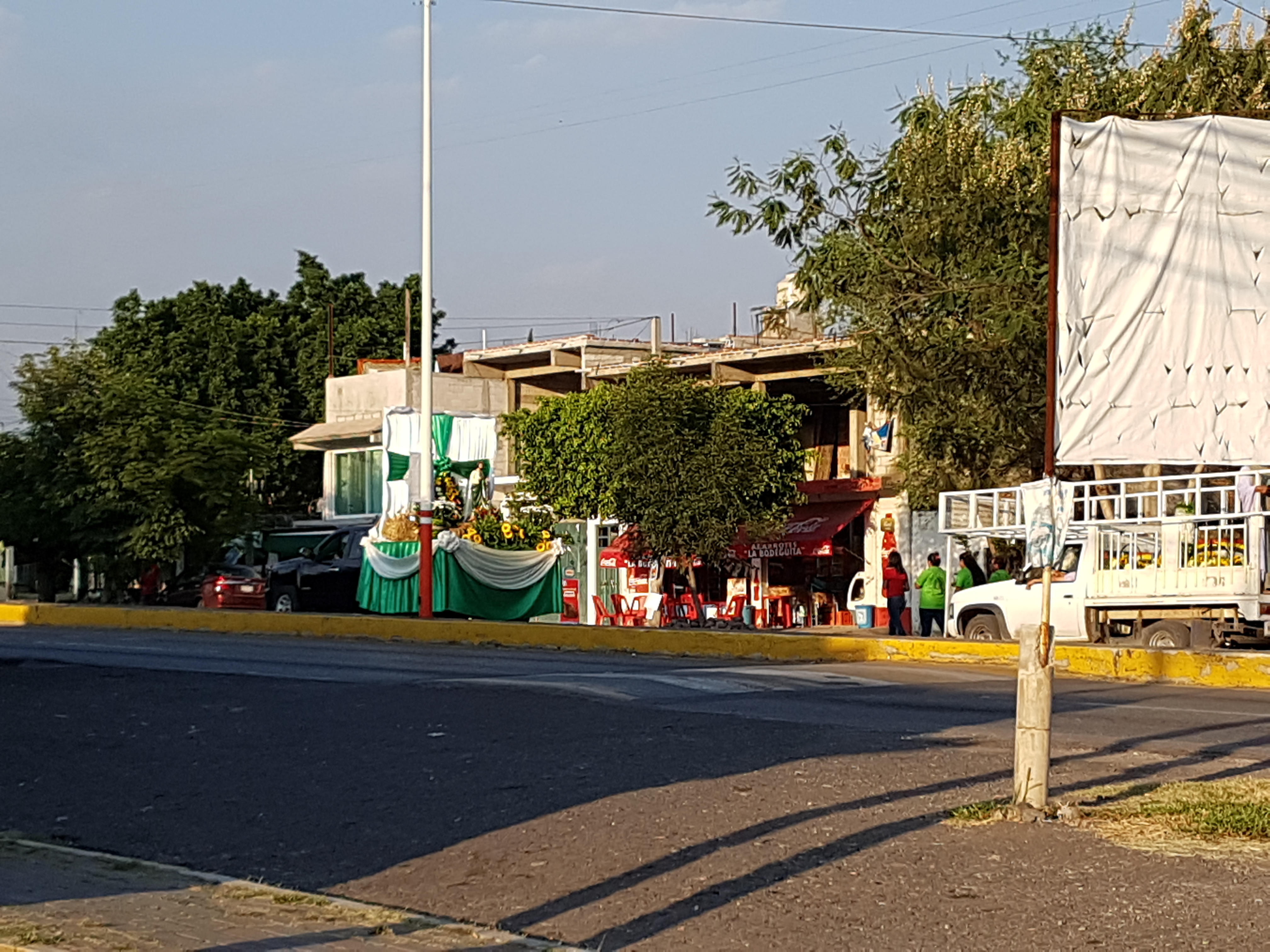 Jona Fried Chiken image 9