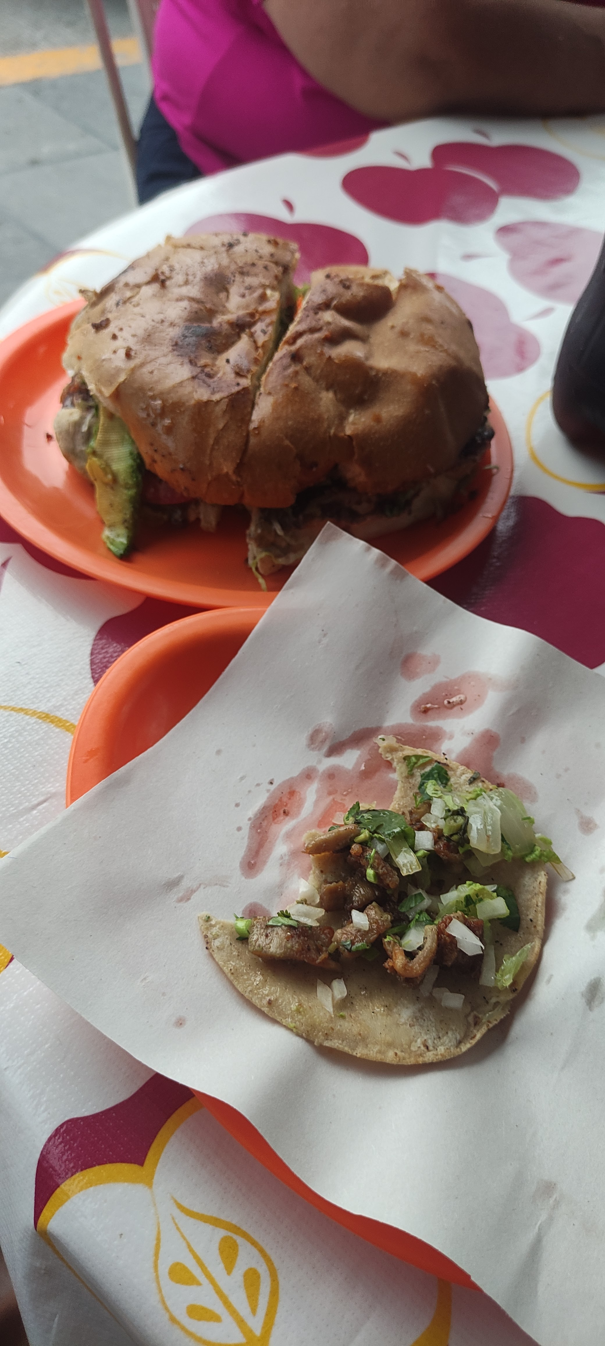 Antojitos y Tacos Lezama image 1