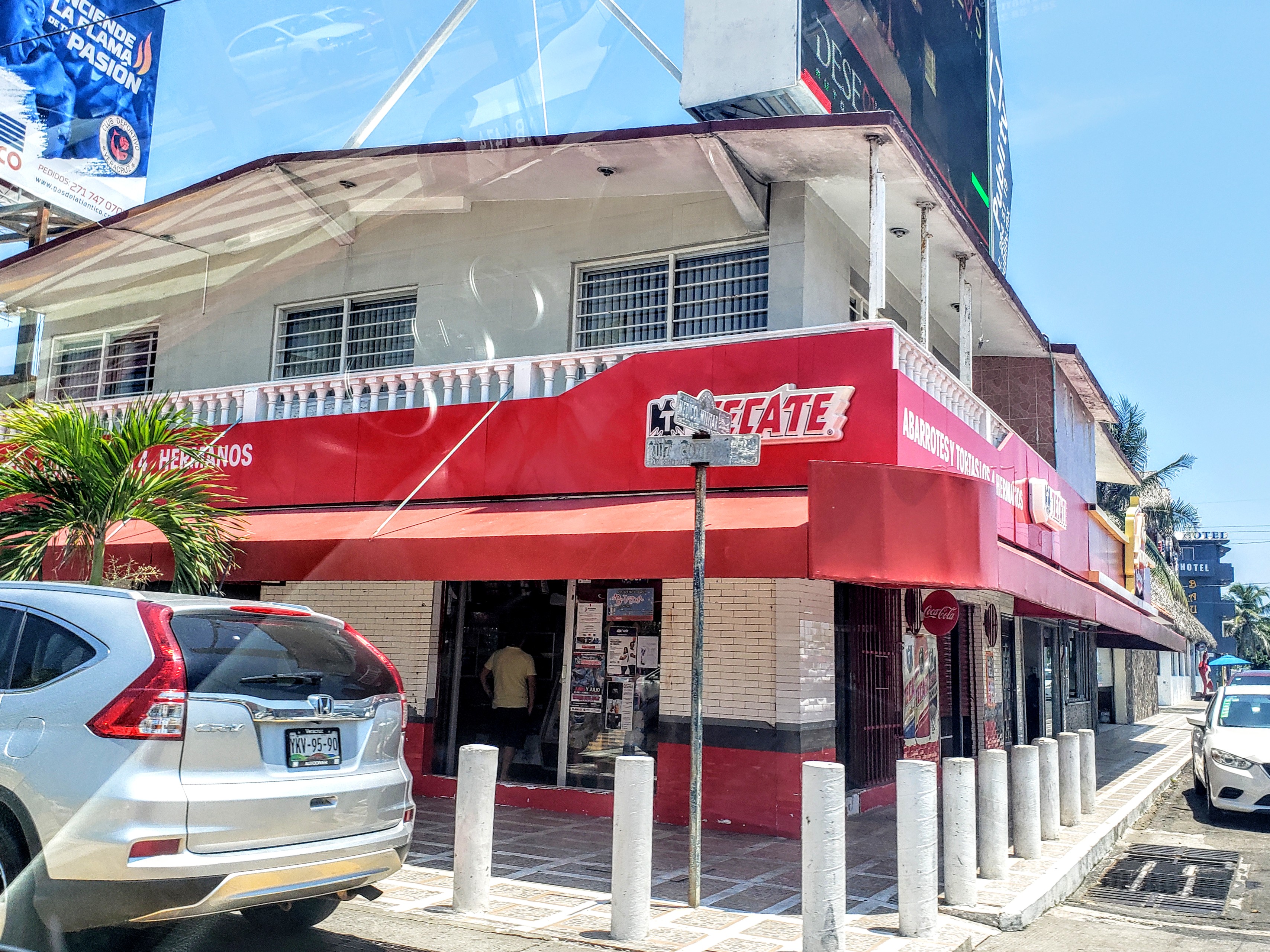 Los Cuatro Hermanos - Restaurante image 1