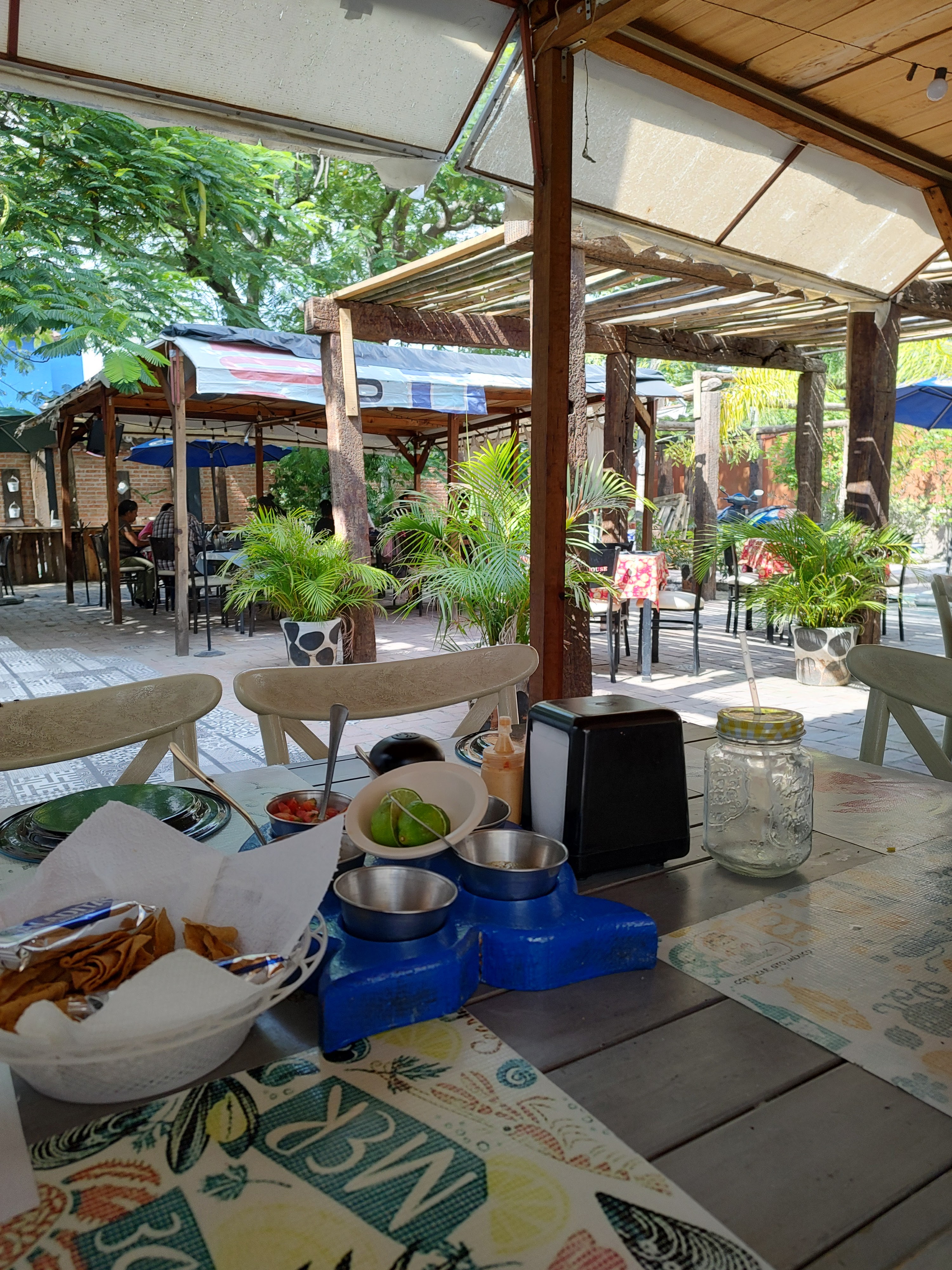 Maria de Nadie Restaurant & Bar image 4