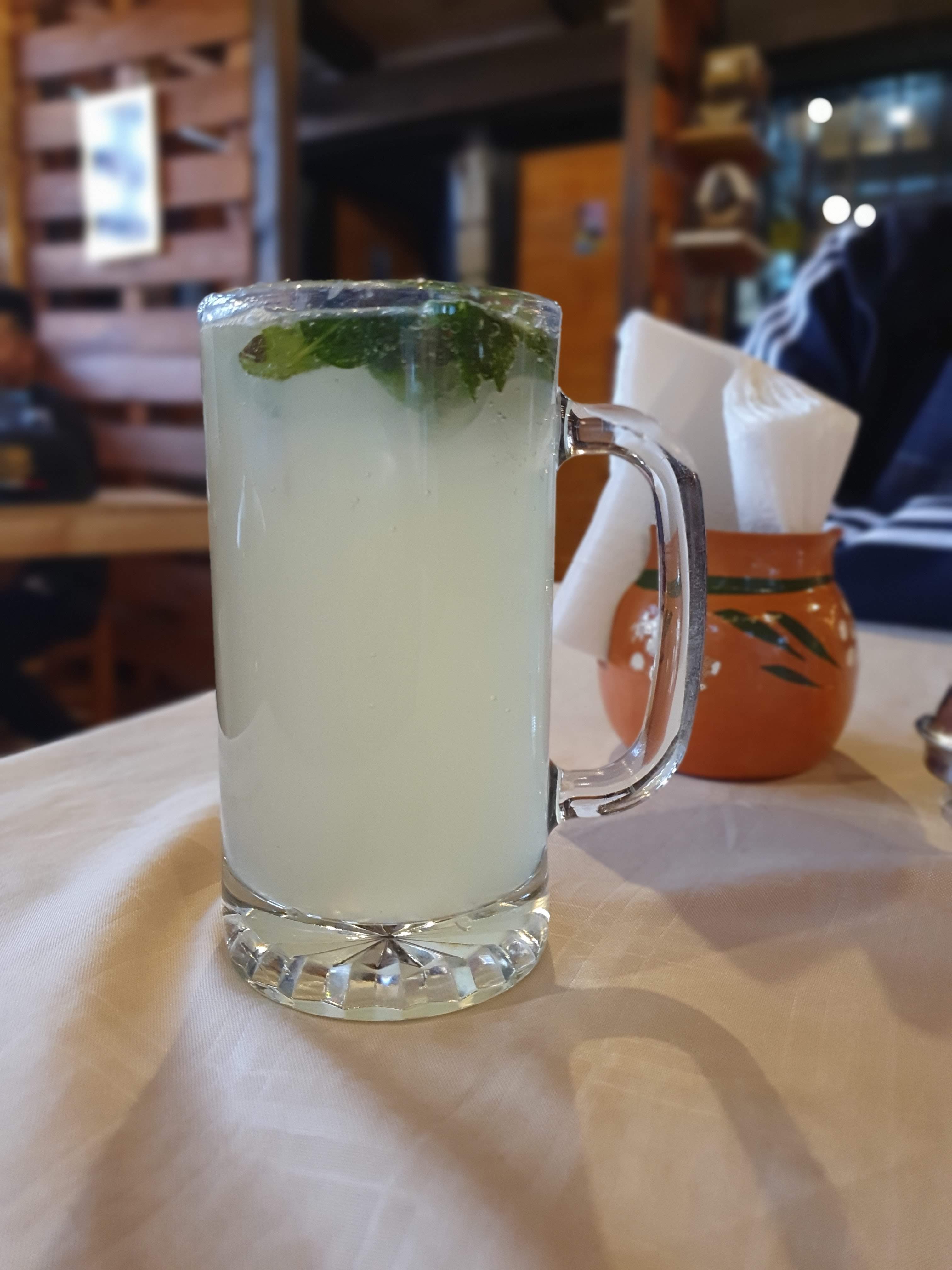 El Pariente Cantaritos image 8