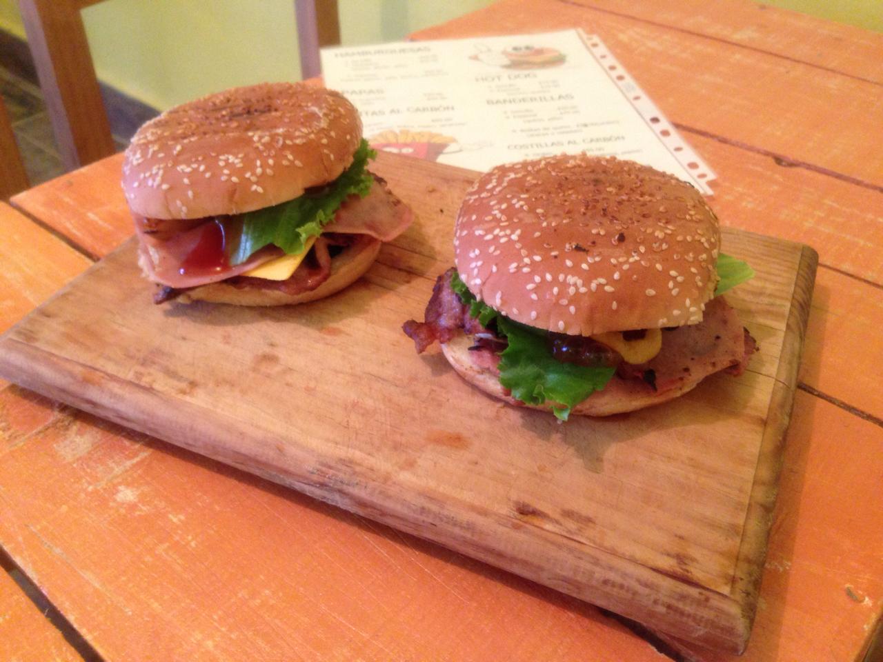 Phanys Burger and Wings image 1