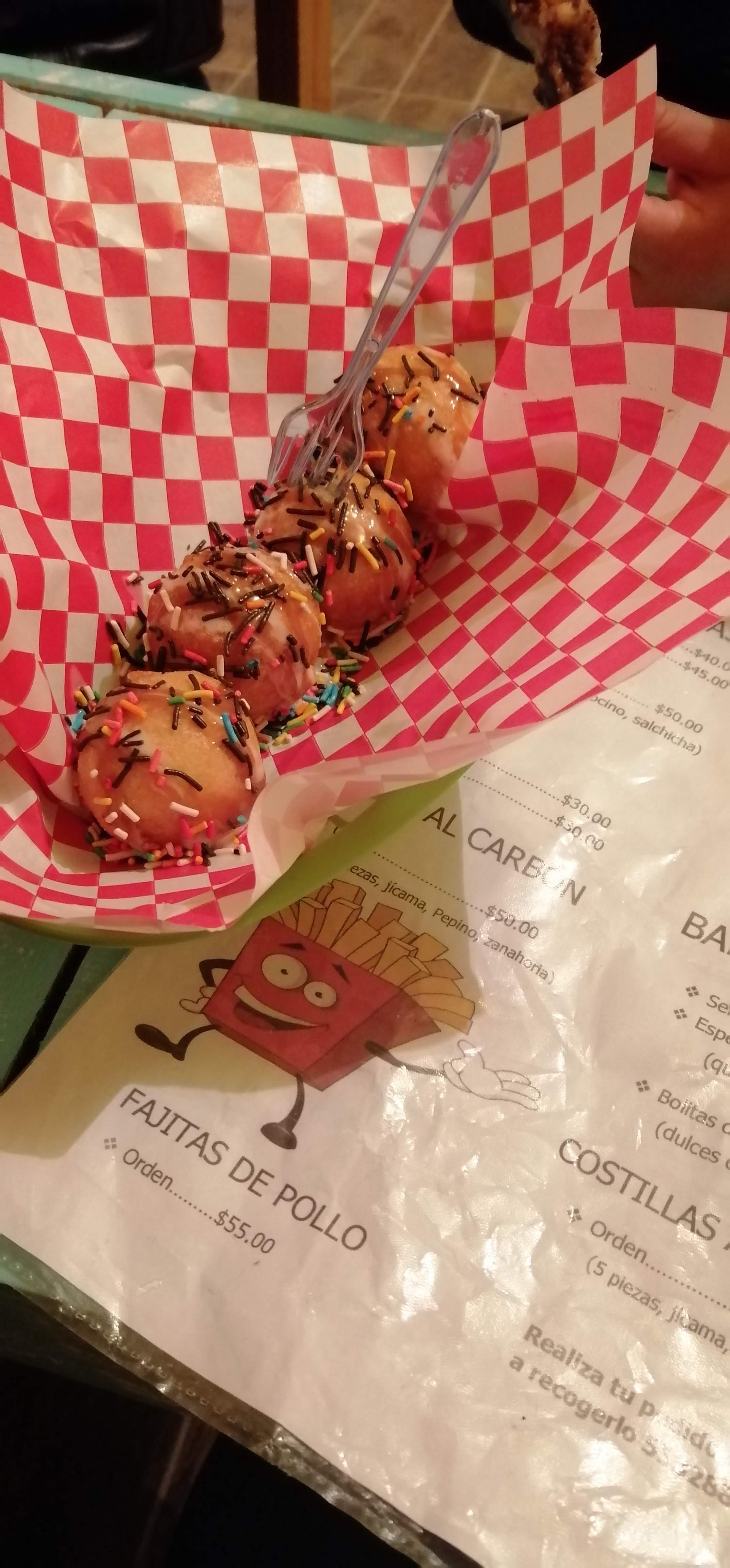 Phanys Burger and Wings image 4