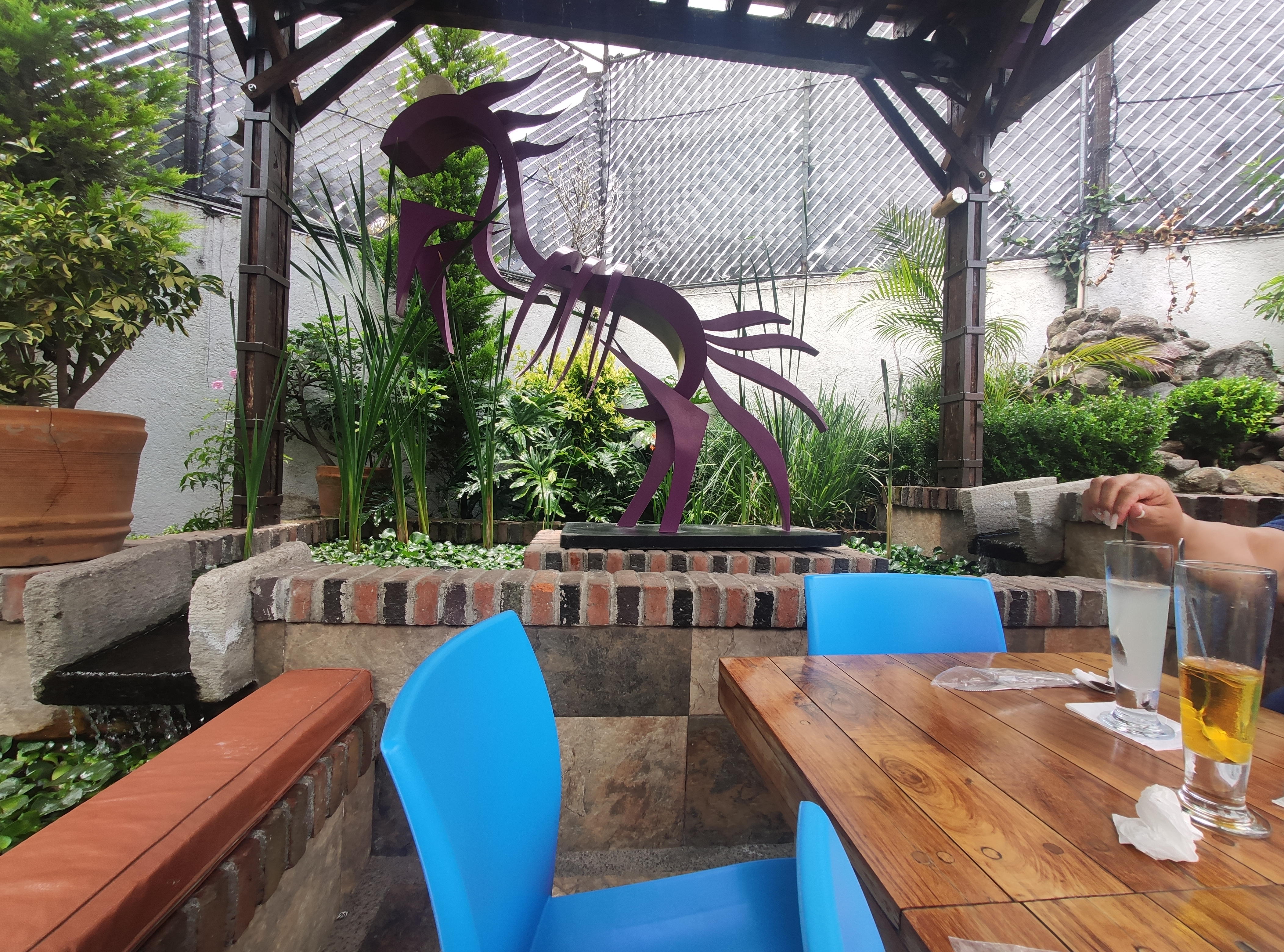 El Aviario Restaurante image 1