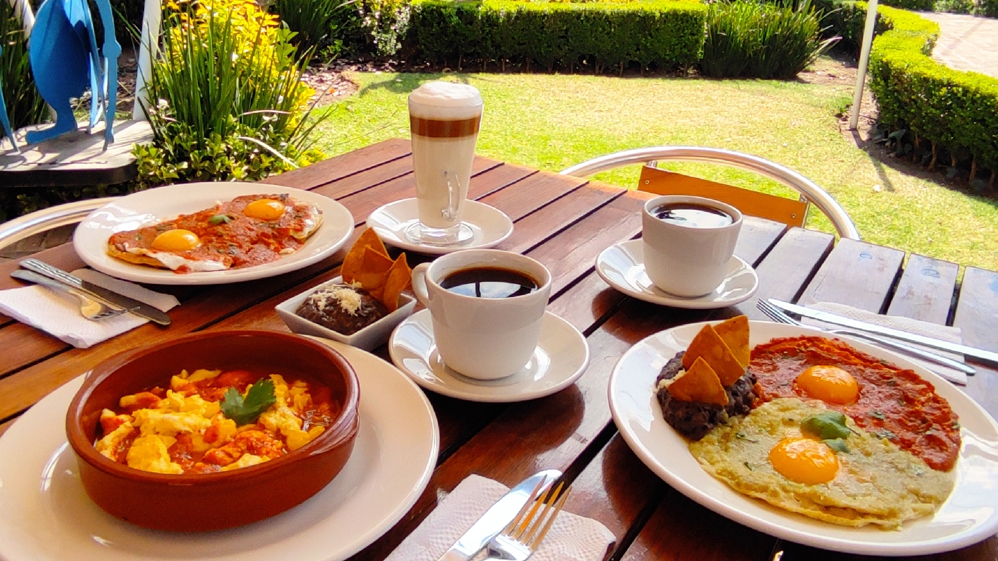 El Aviario Restaurante image 2