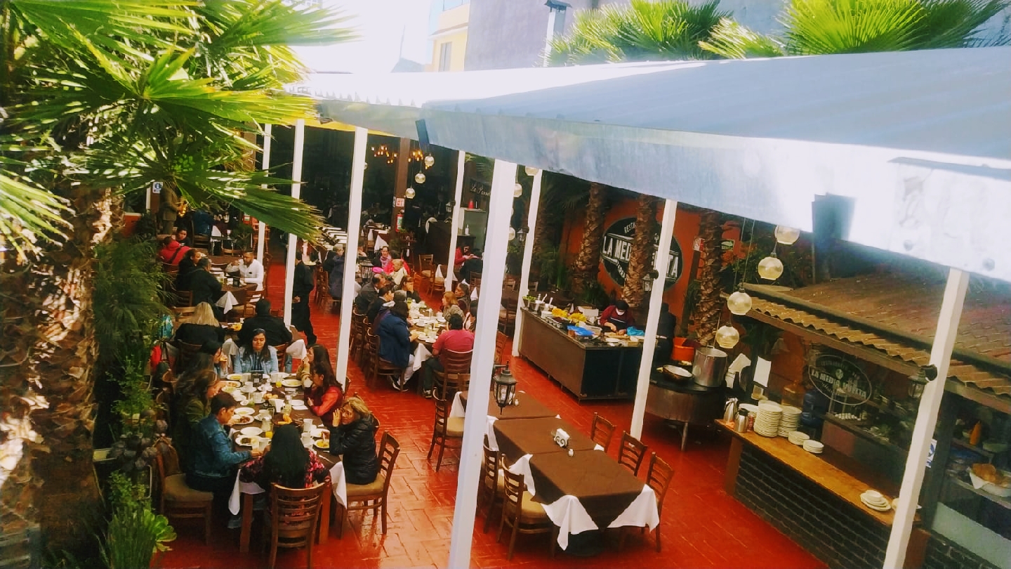 RESTAURANTE BAR LA MEDIA VUELTA image 1