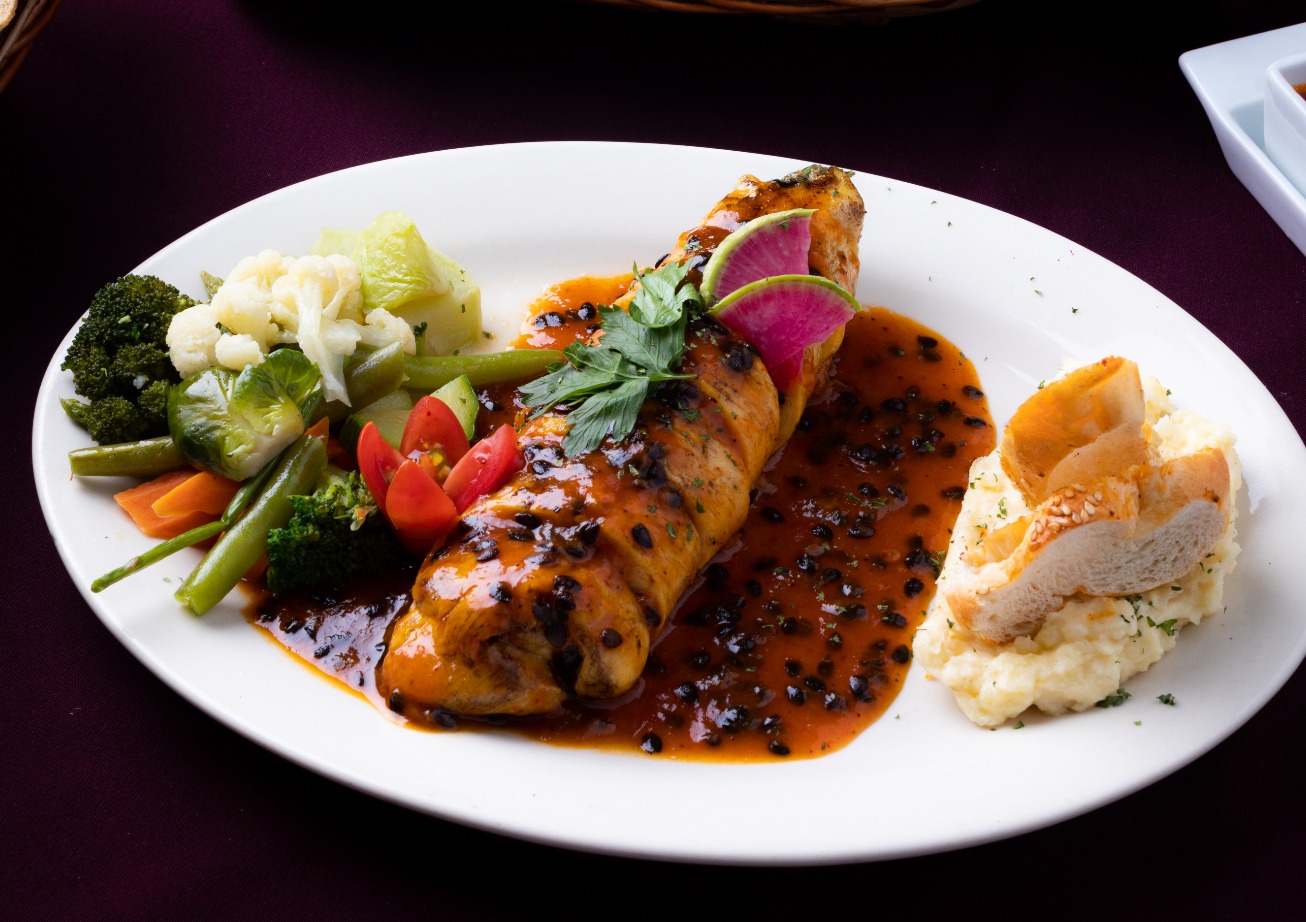 RESTAURANTE BAR LA MEDIA VUELTA image 2