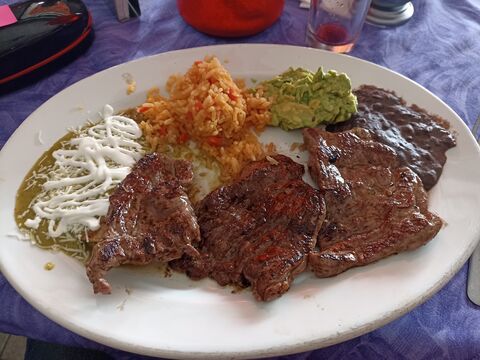 Restaurante "El Carnal" image 2