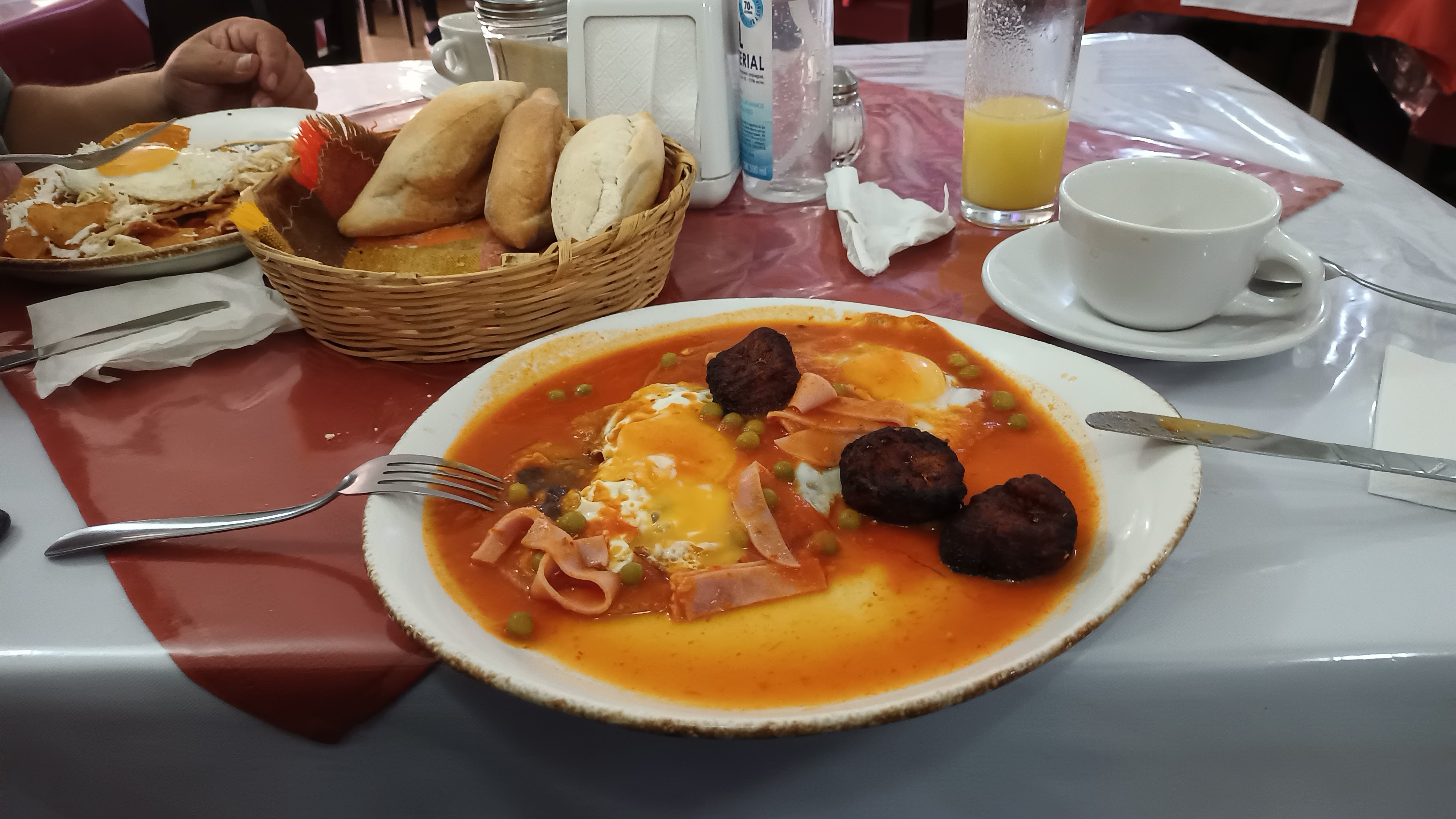 Messa Rica Café-Restaurant image 6