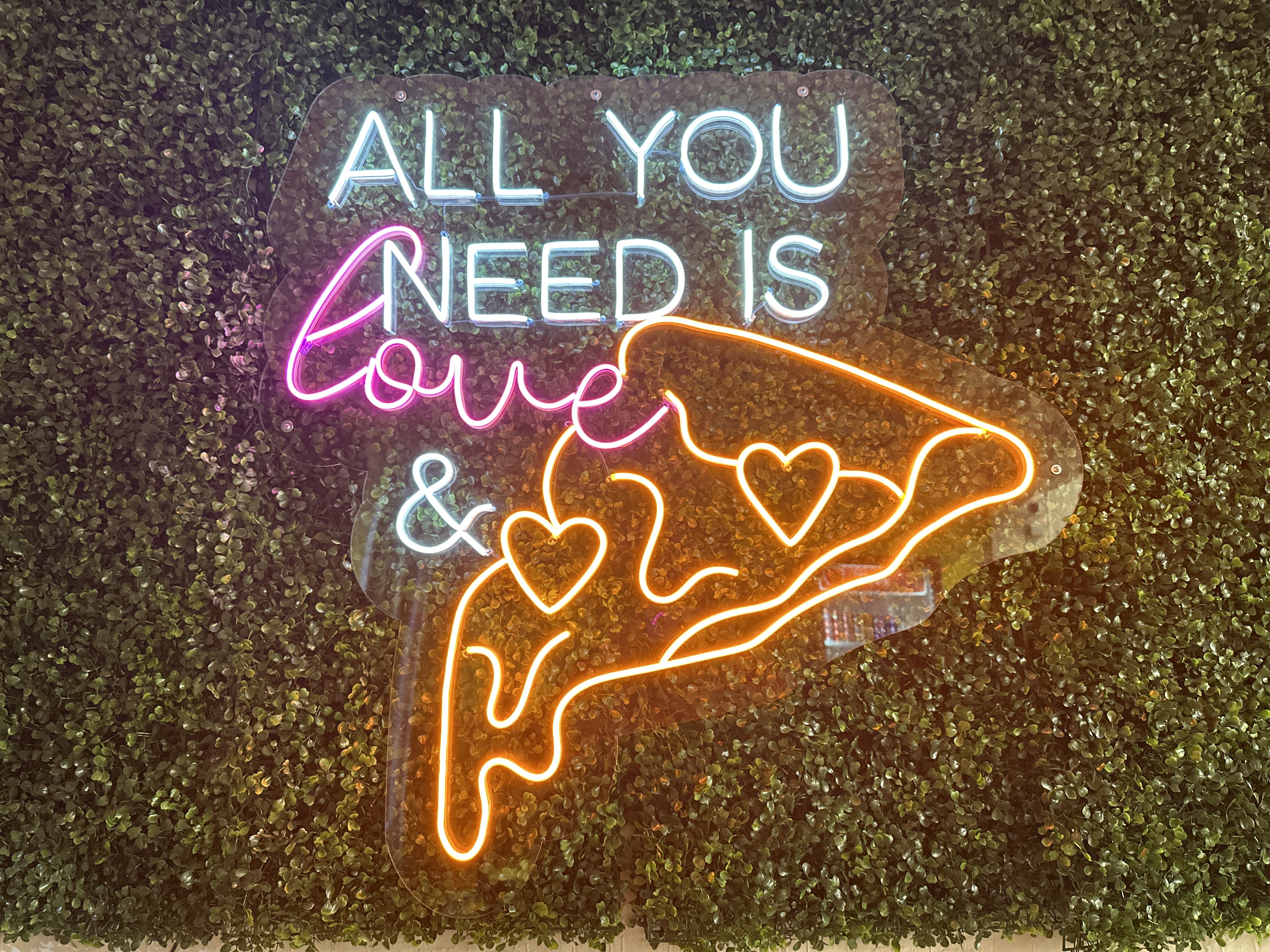 Mozzarella’s Pizza image 10