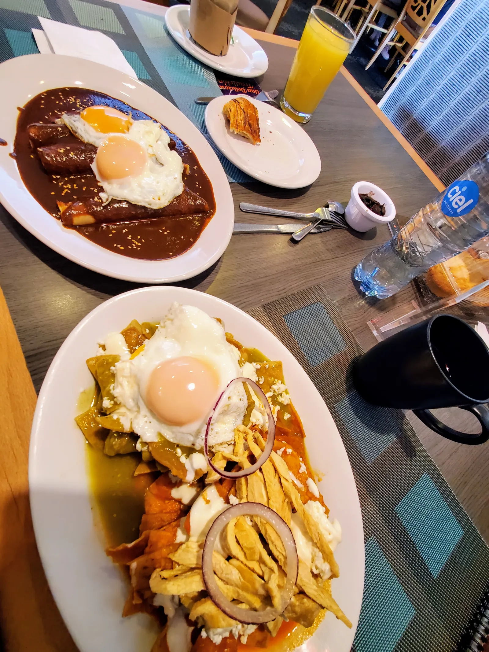IZY restaurant image 9