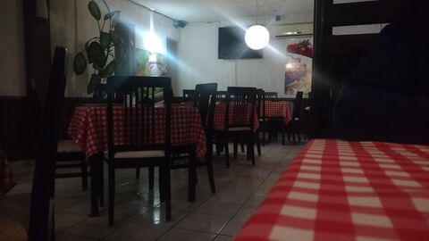 Restaurant Giardinos Pizza image 4