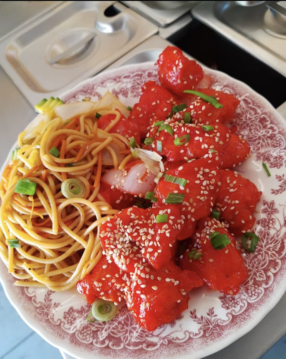 COMIDA ORIENTAL DRAGON ROJO image 1