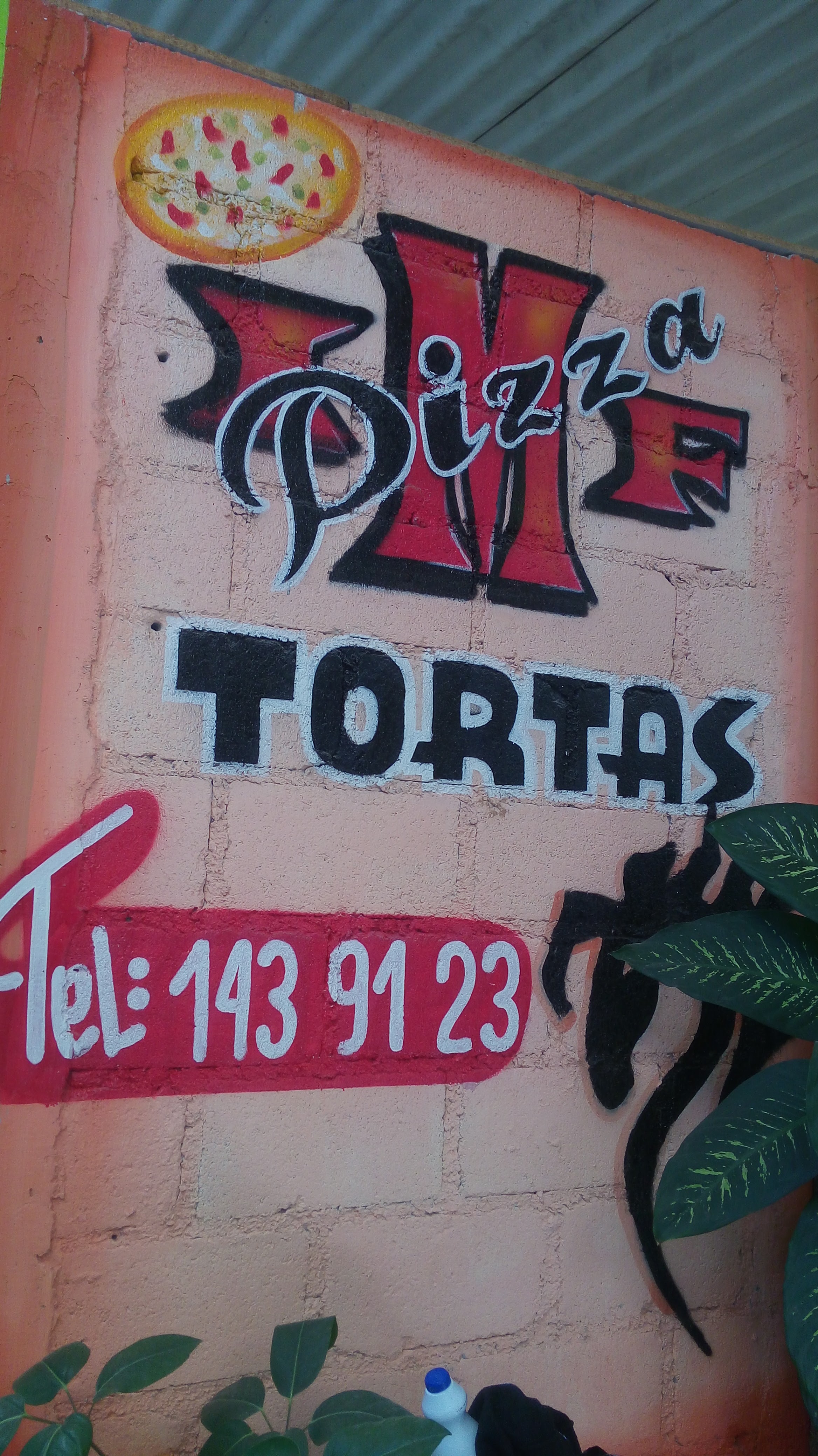 Pizzeria IMF Pilcaya GRO. image 7