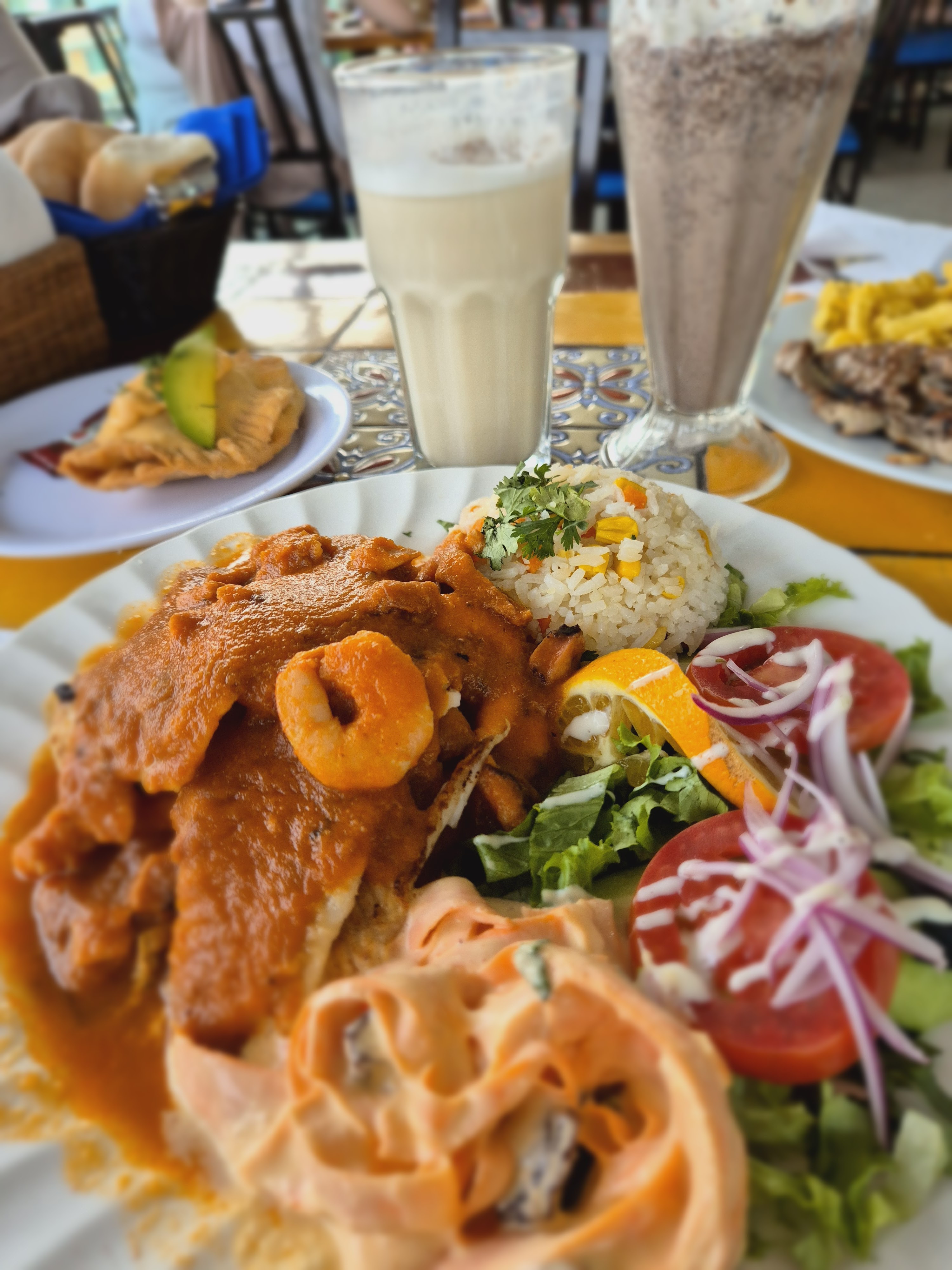 Mariscos El Delfín image 5