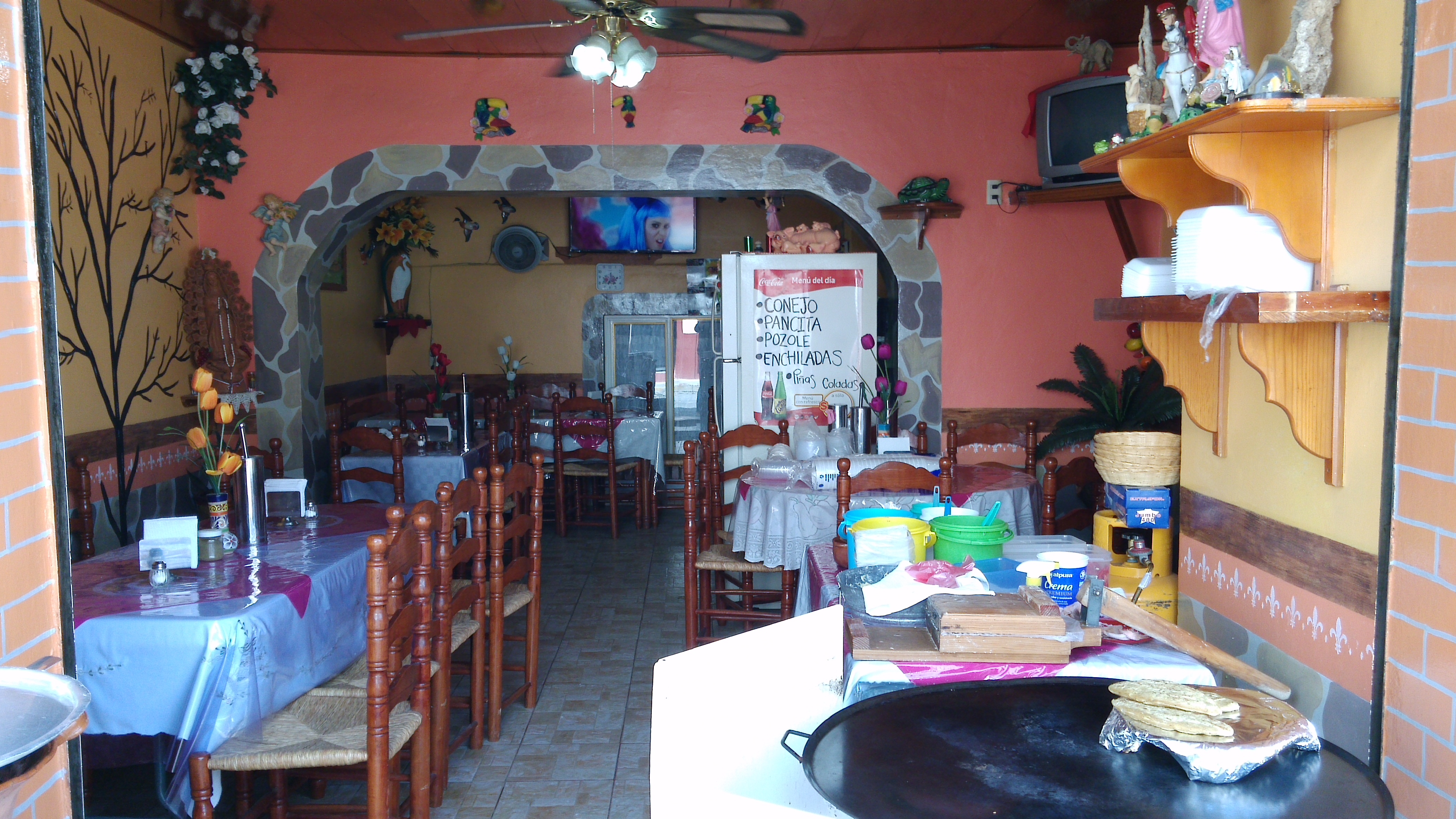 Antojitos Las Tres Morales image 6