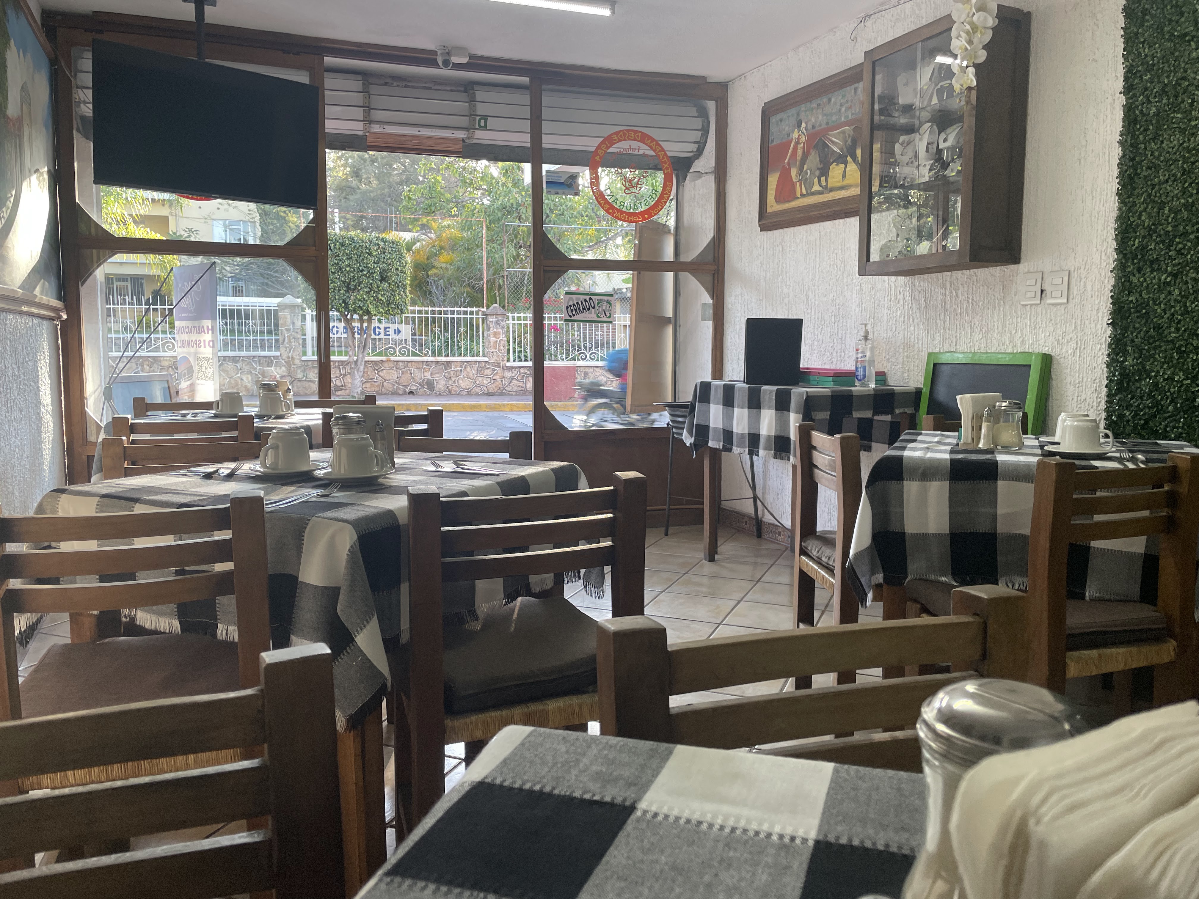 Restaurant Los Tulipanes image 1