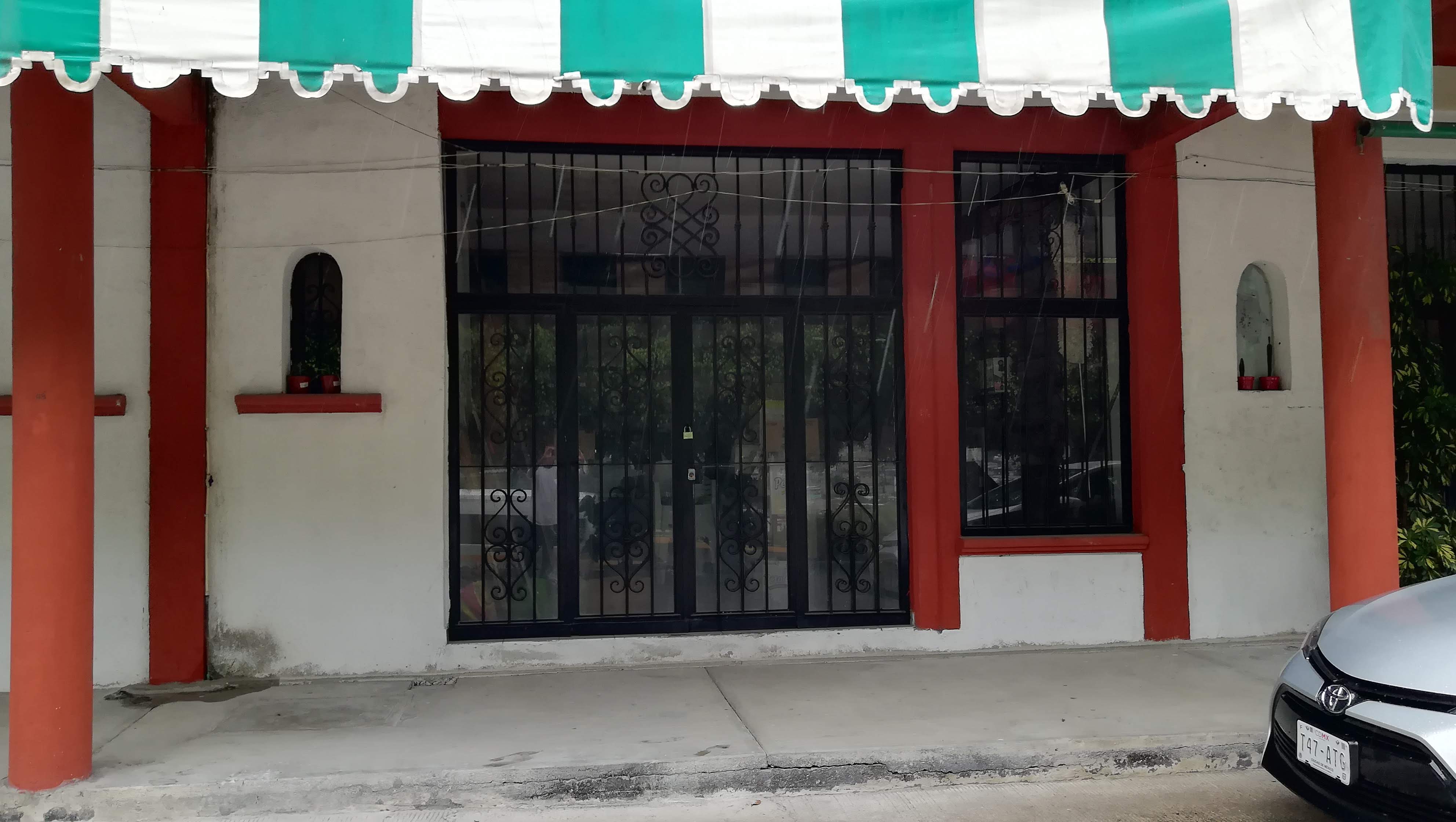 Yogaly Restaurante image 9