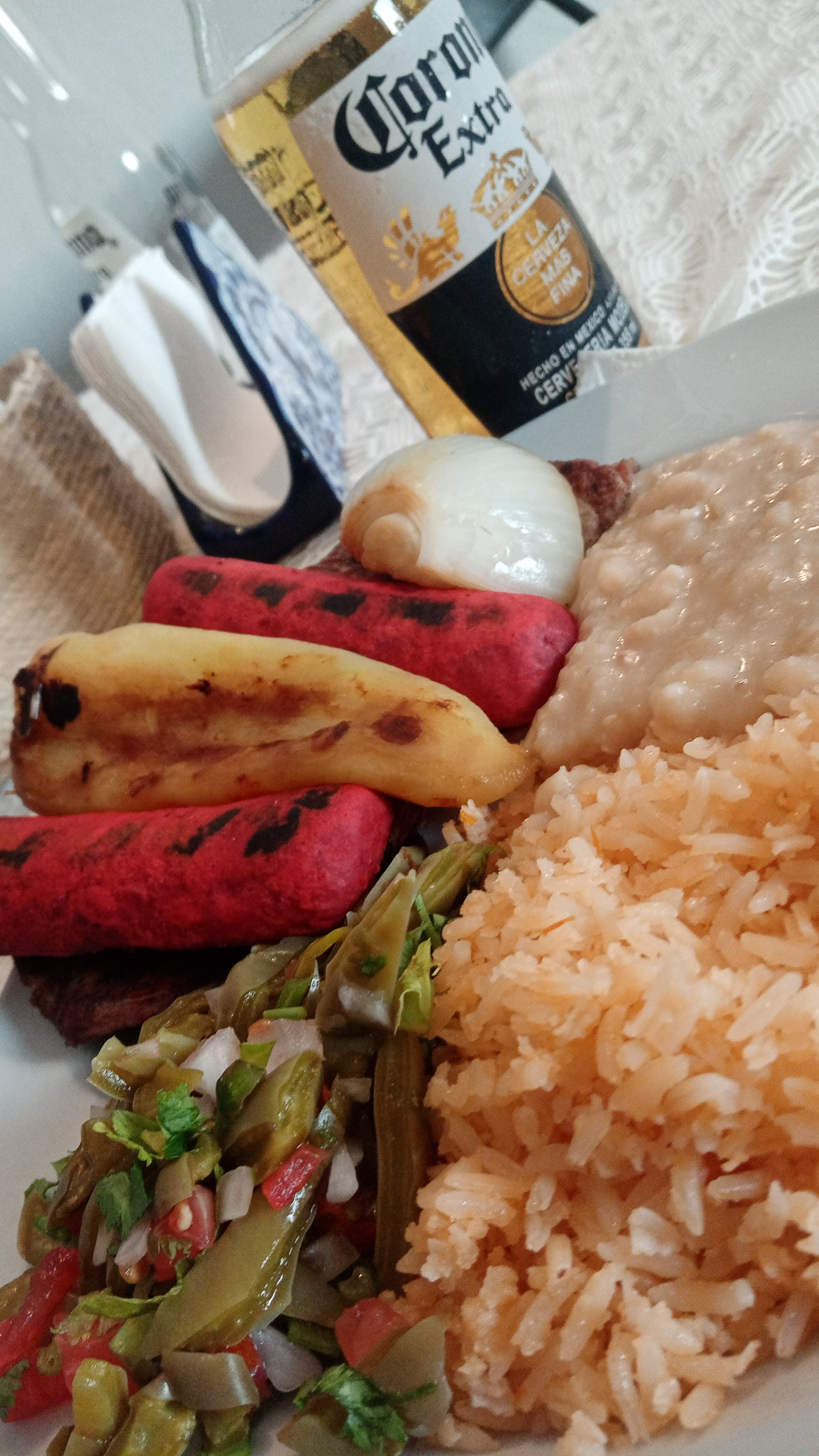 Los Güeros Grill&Wings image 2