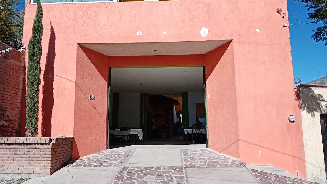 Los Güeros Grill&Wings image 3