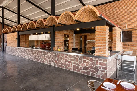 PARADOR 57 image 3