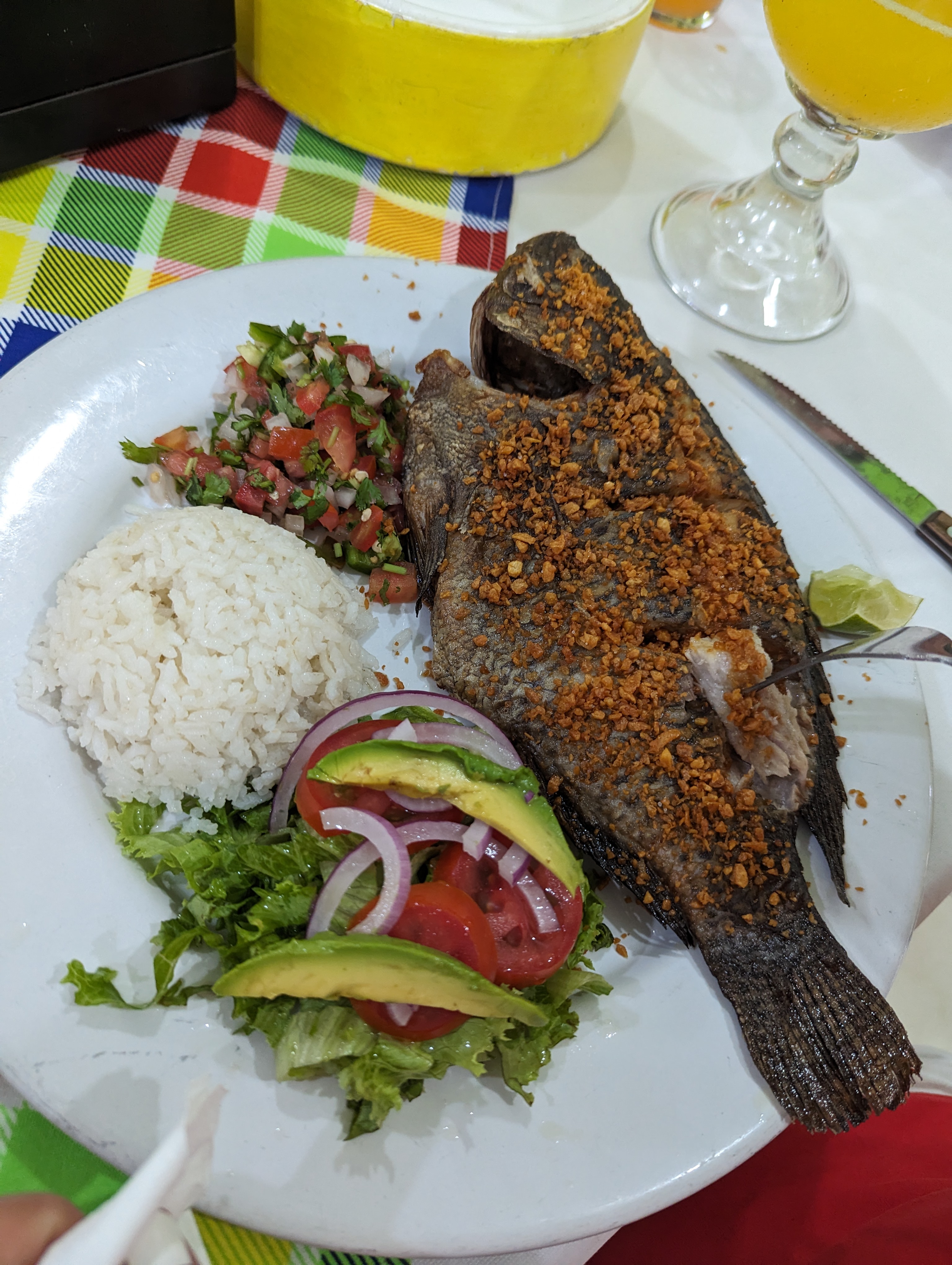 Tomy Mariscos Restaurante image 3