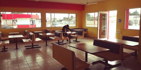 Armandos Pizzas image 3