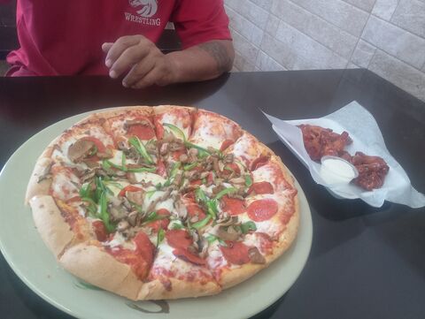 Pizza Raquel image 1