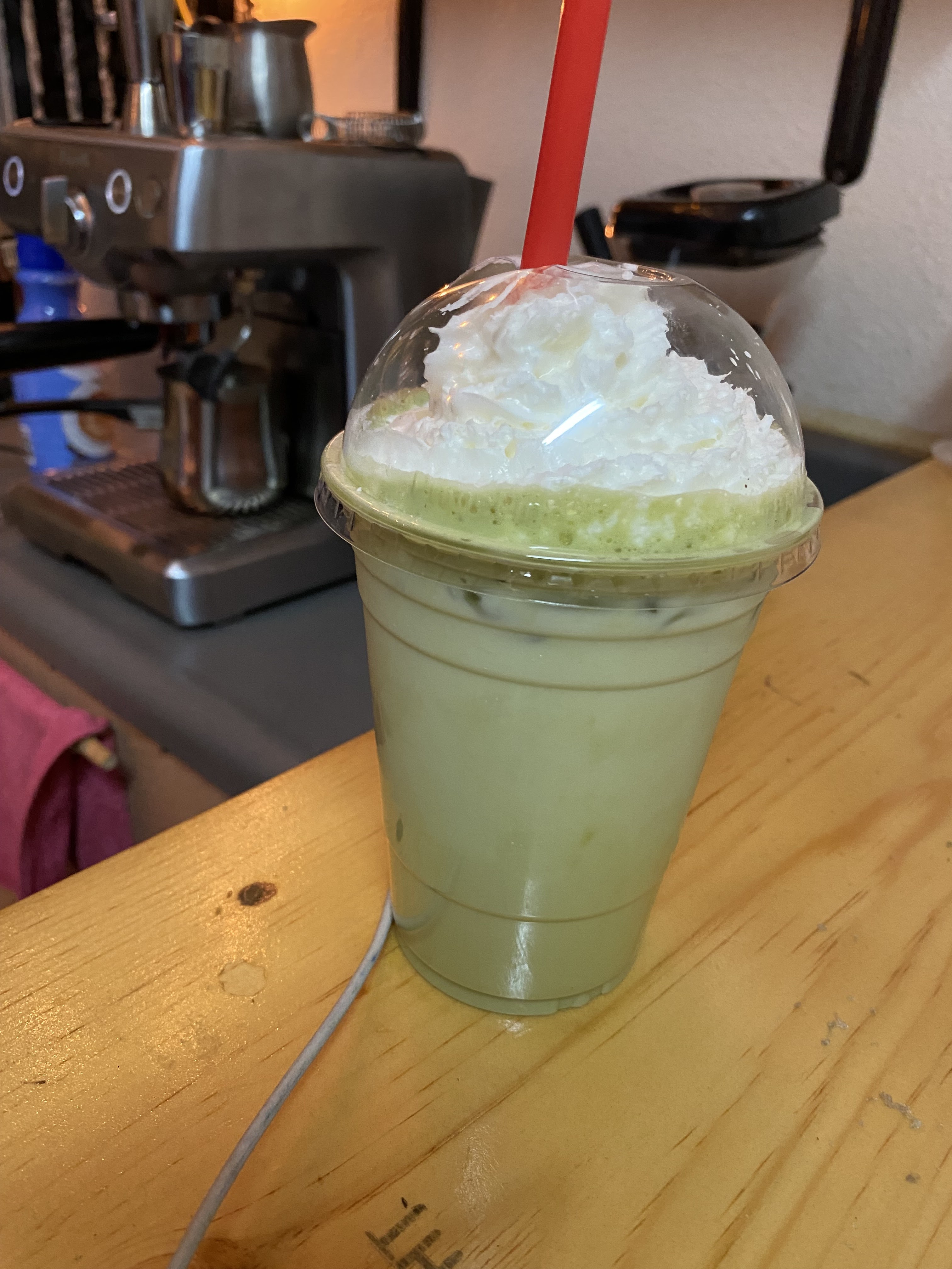 Antelo coffee & sushi image 6