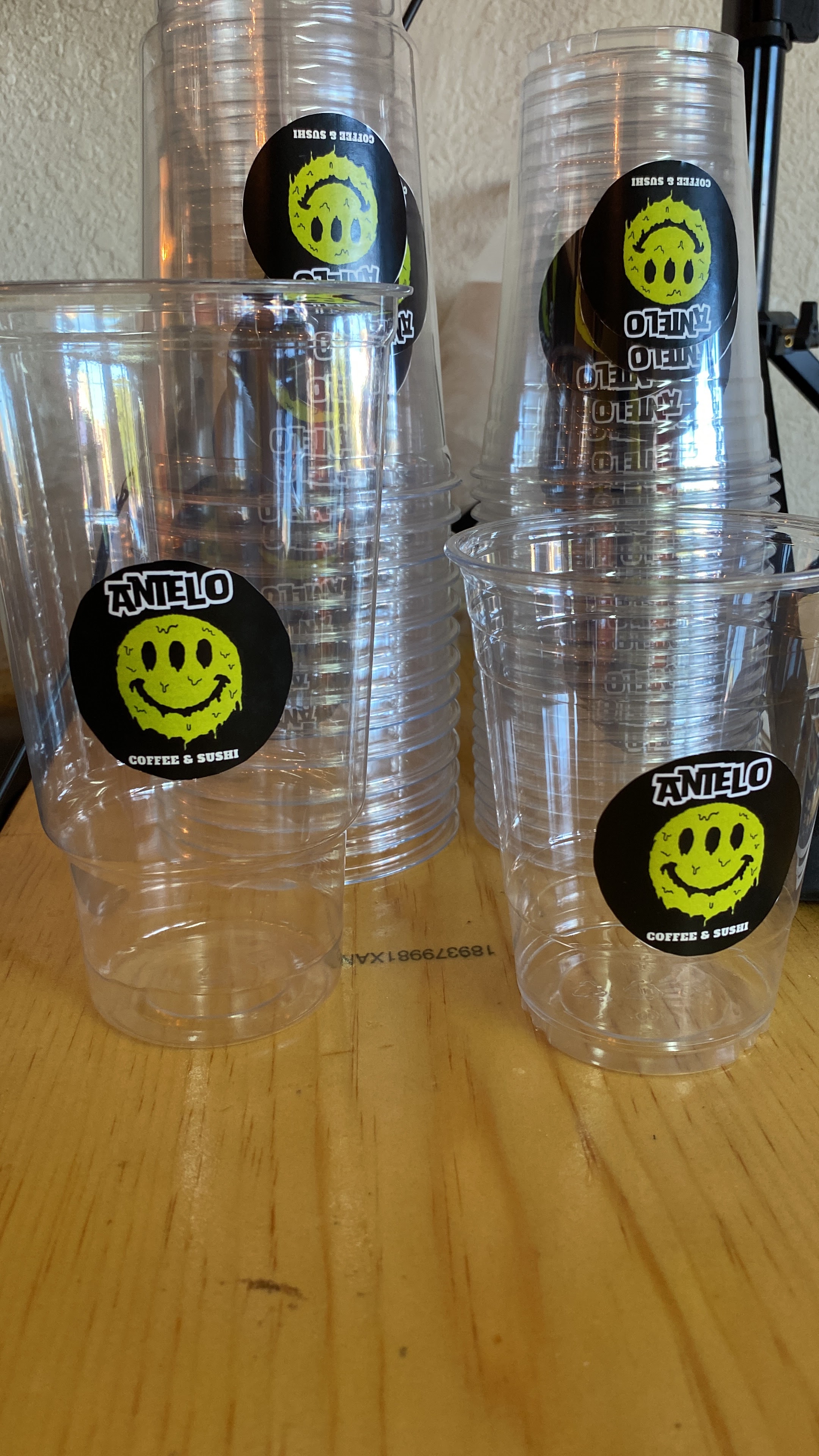 Antelo coffee & sushi image 7