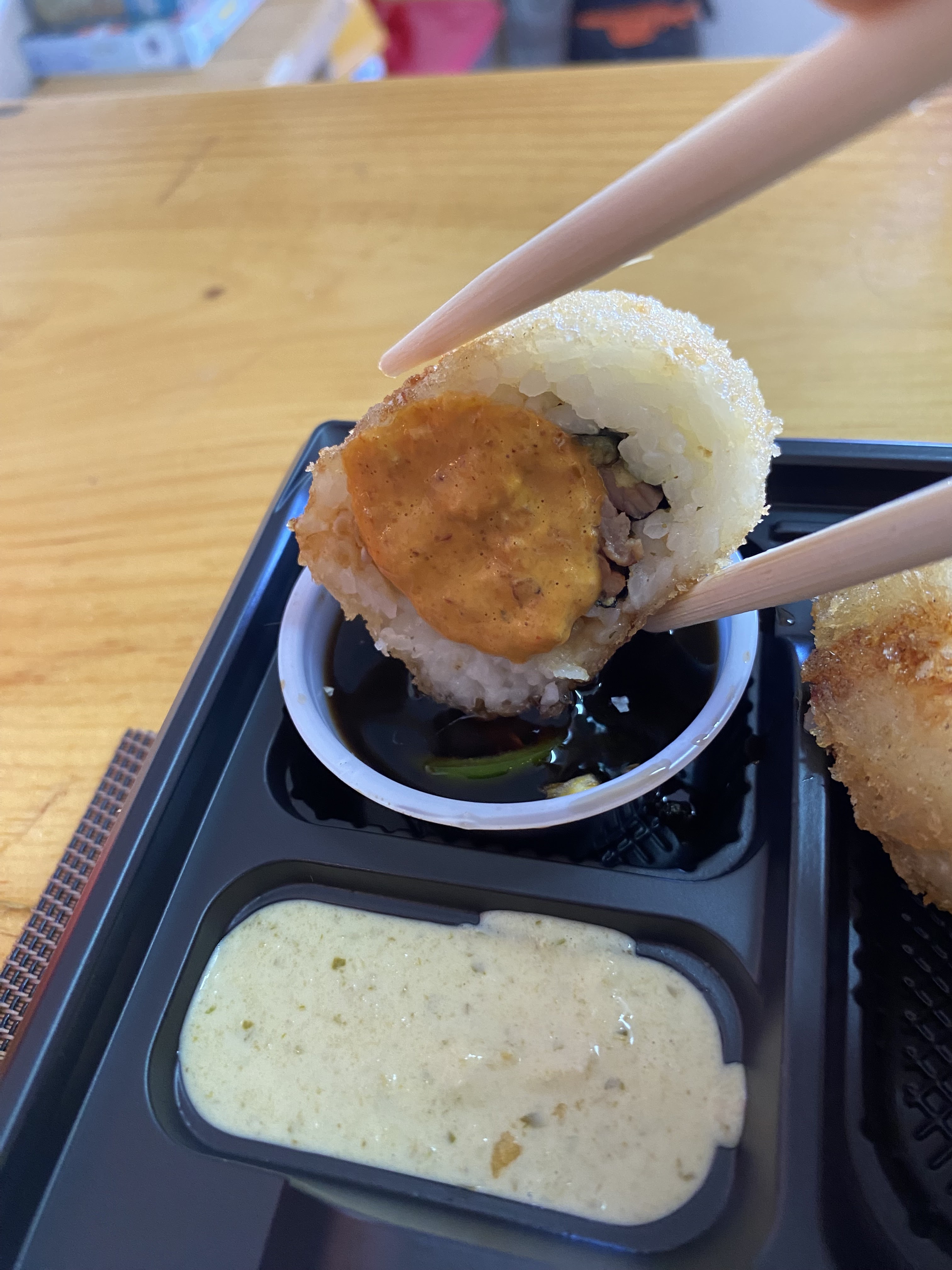 Antelo coffee & sushi image 10